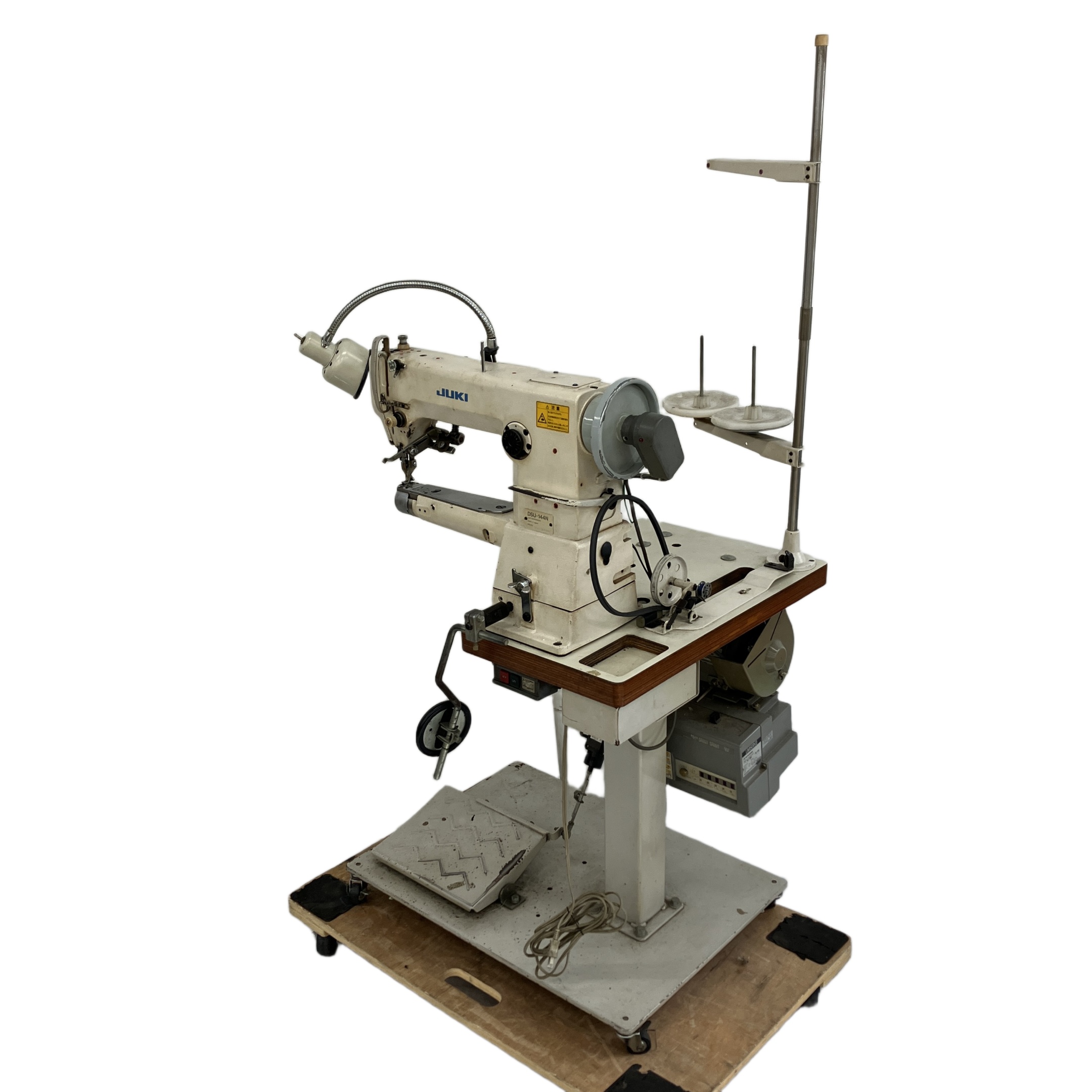 JUKI DSU-144N 工業用ミシン