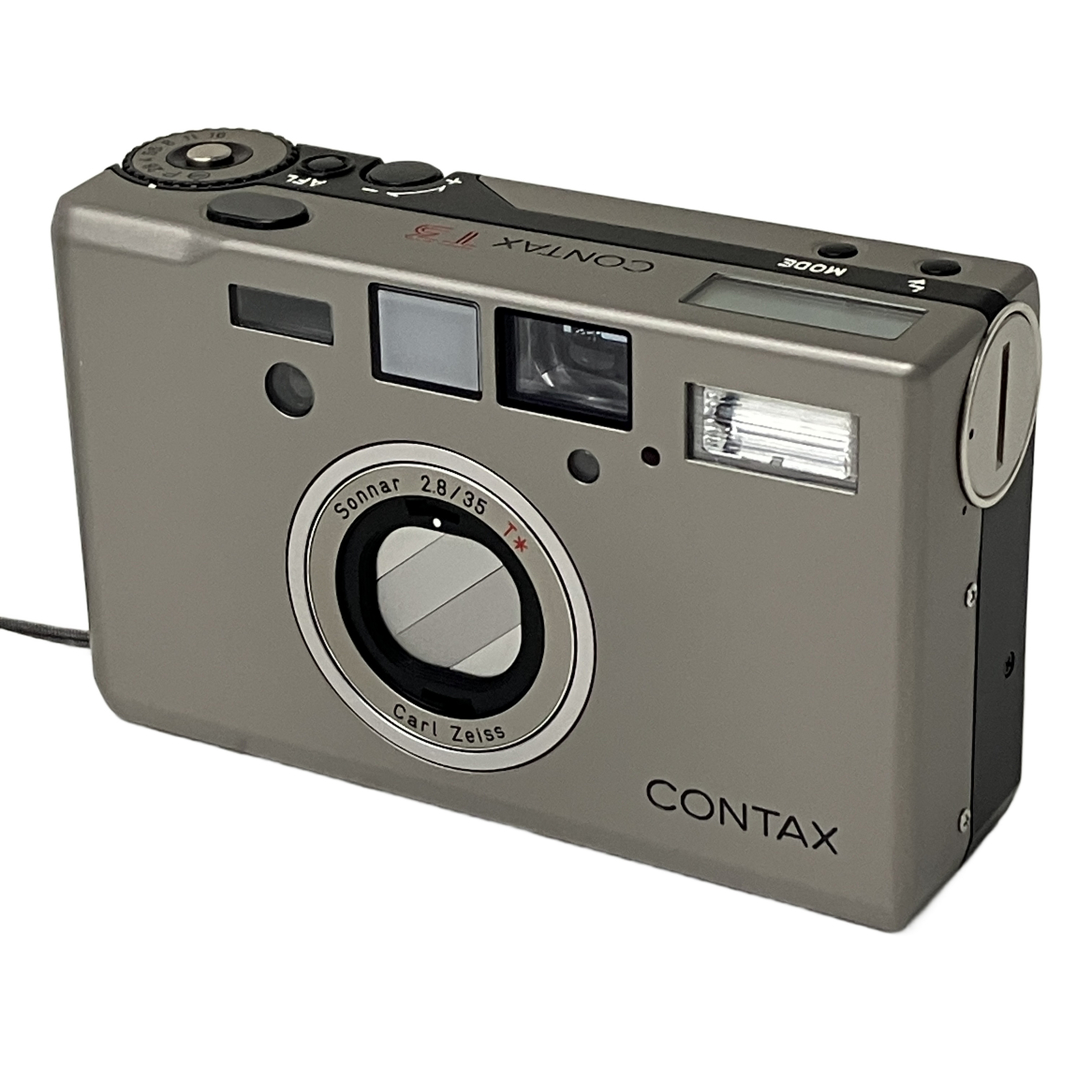 CONTAX T3:伝説の金字塔、極上のレンジファインダー体験を。