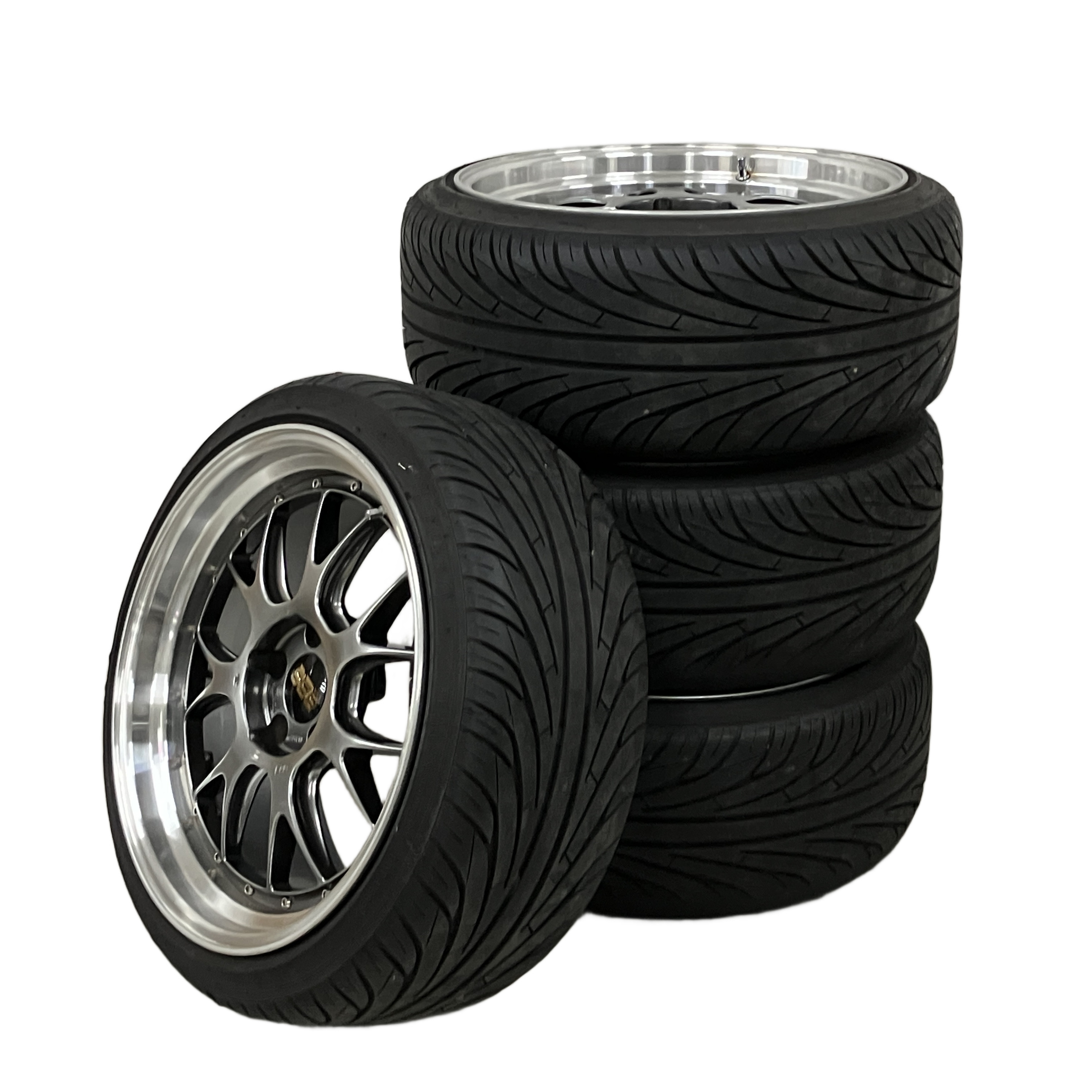 BBS LM308/LM301 19インチ 5H114.3:鍛造軽量の王道スポーツホイールセット