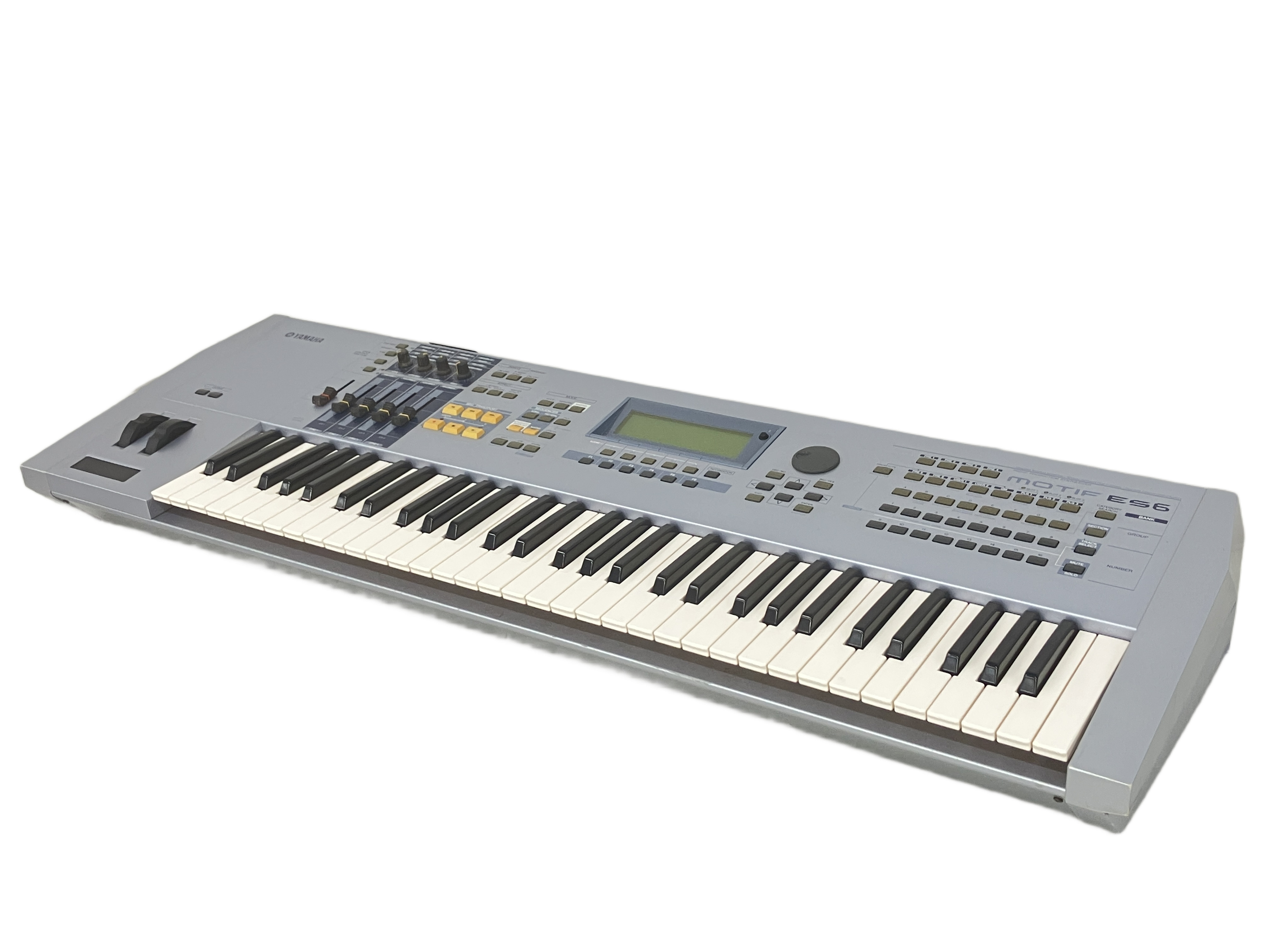 YAMAHA MOTIF ES6 シンセサイザー