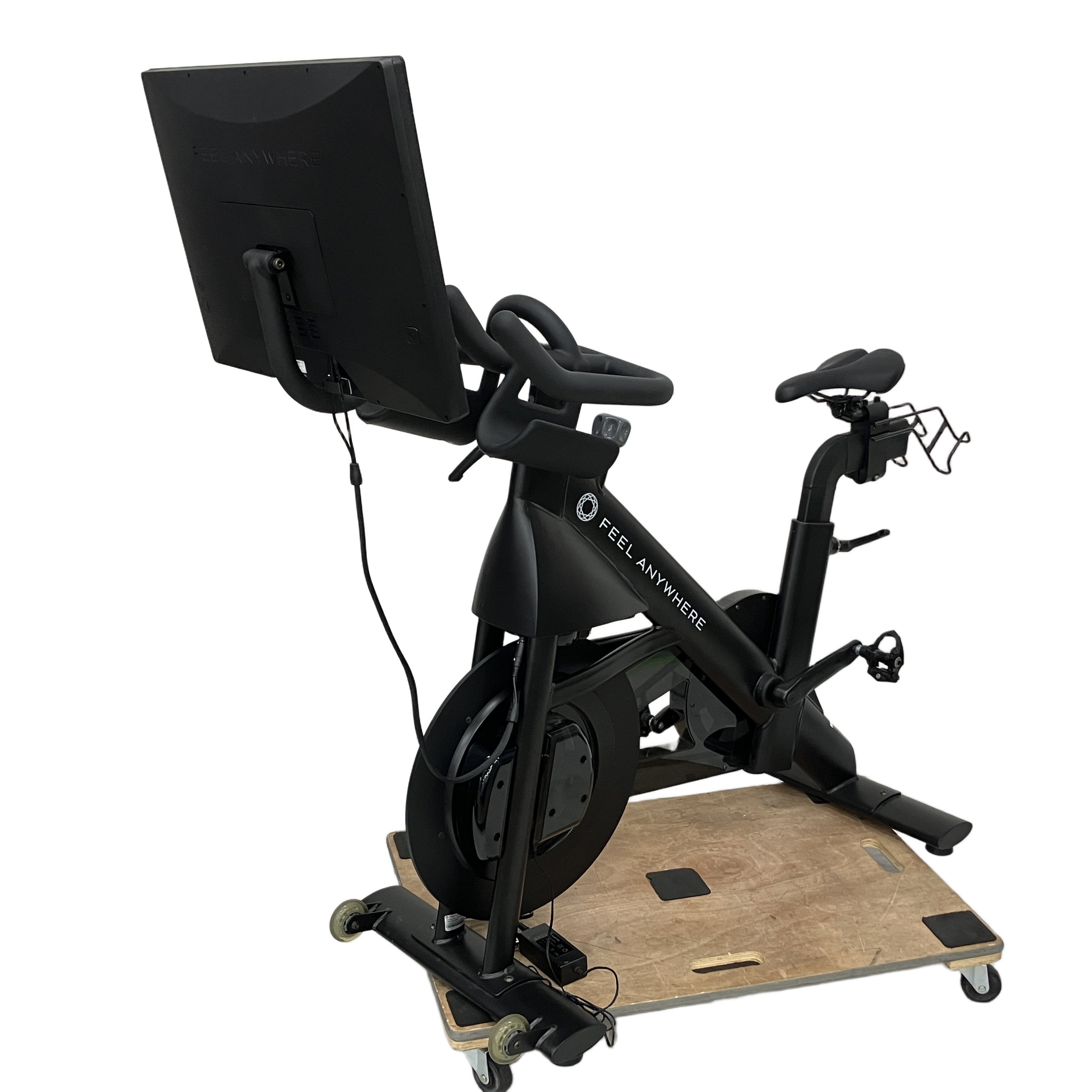 FEELCYCLE エクササイズ エアロバイク