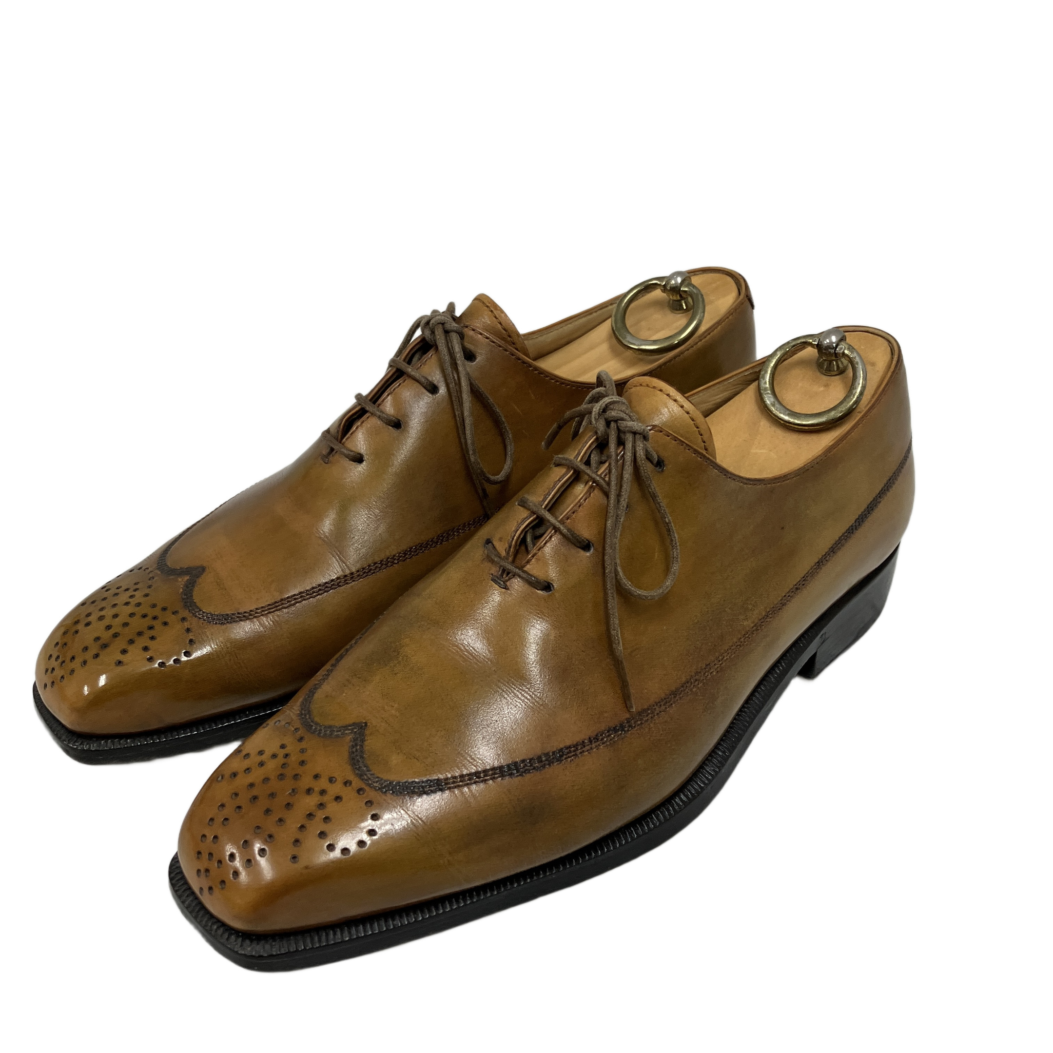 Berluti メダリオン パティーヌ ホールカット シューズ