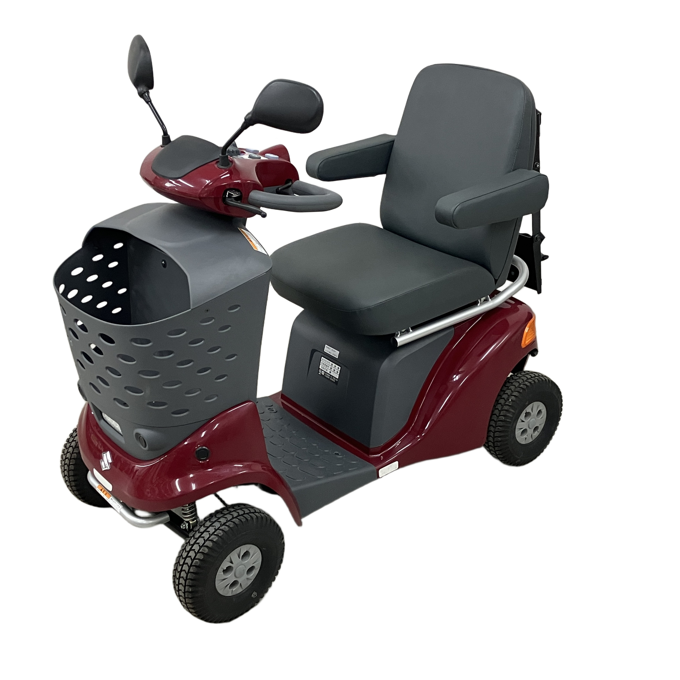 スズキ セニアカー ET4DA(2024年製) — 信頼の国内トップシェアを誇る高機能モデル。『自分で自由に移動する喜び』を叶える、安全性能を極めた一台