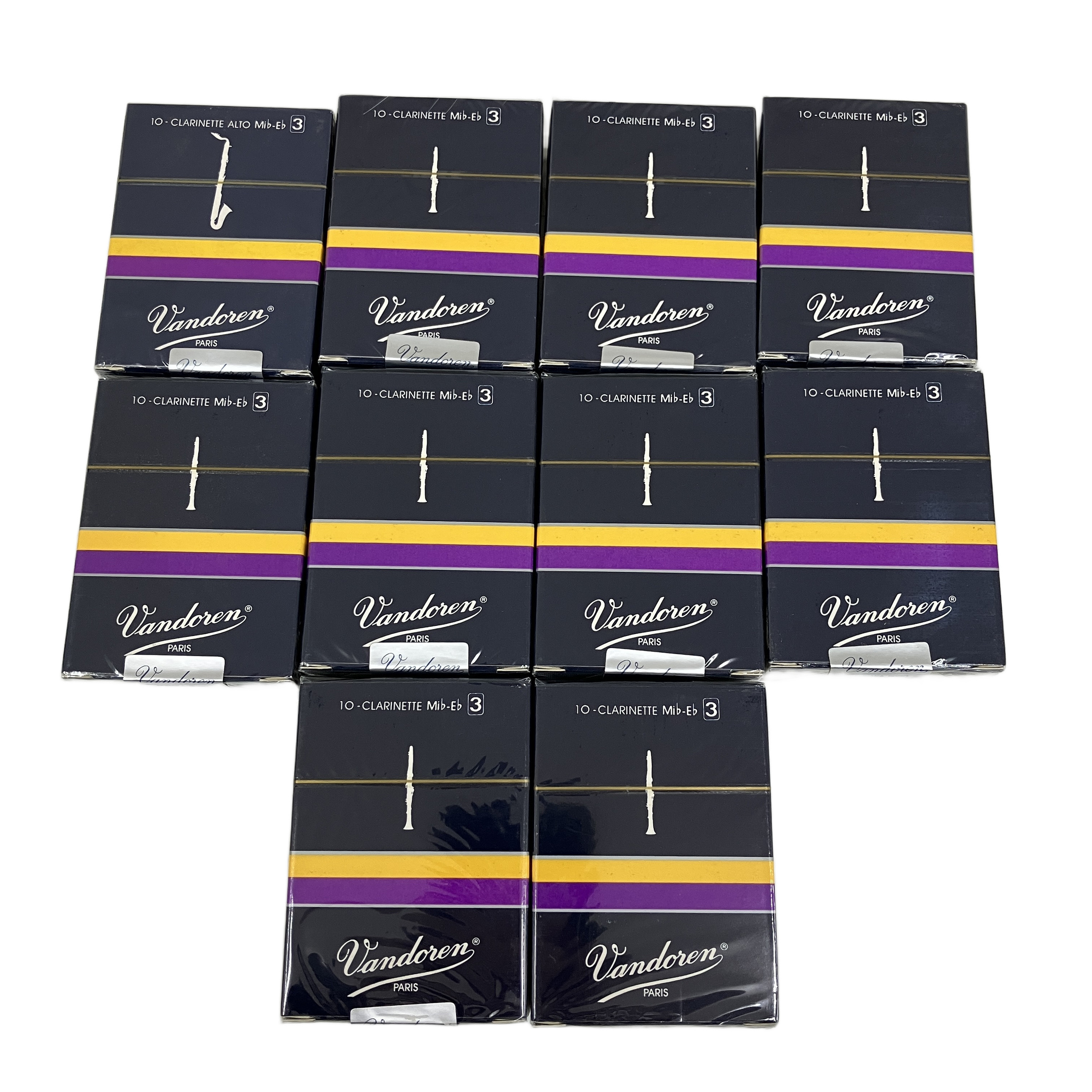 楽器店閉業に伴い、楽器アクセサリー大量入荷中!!