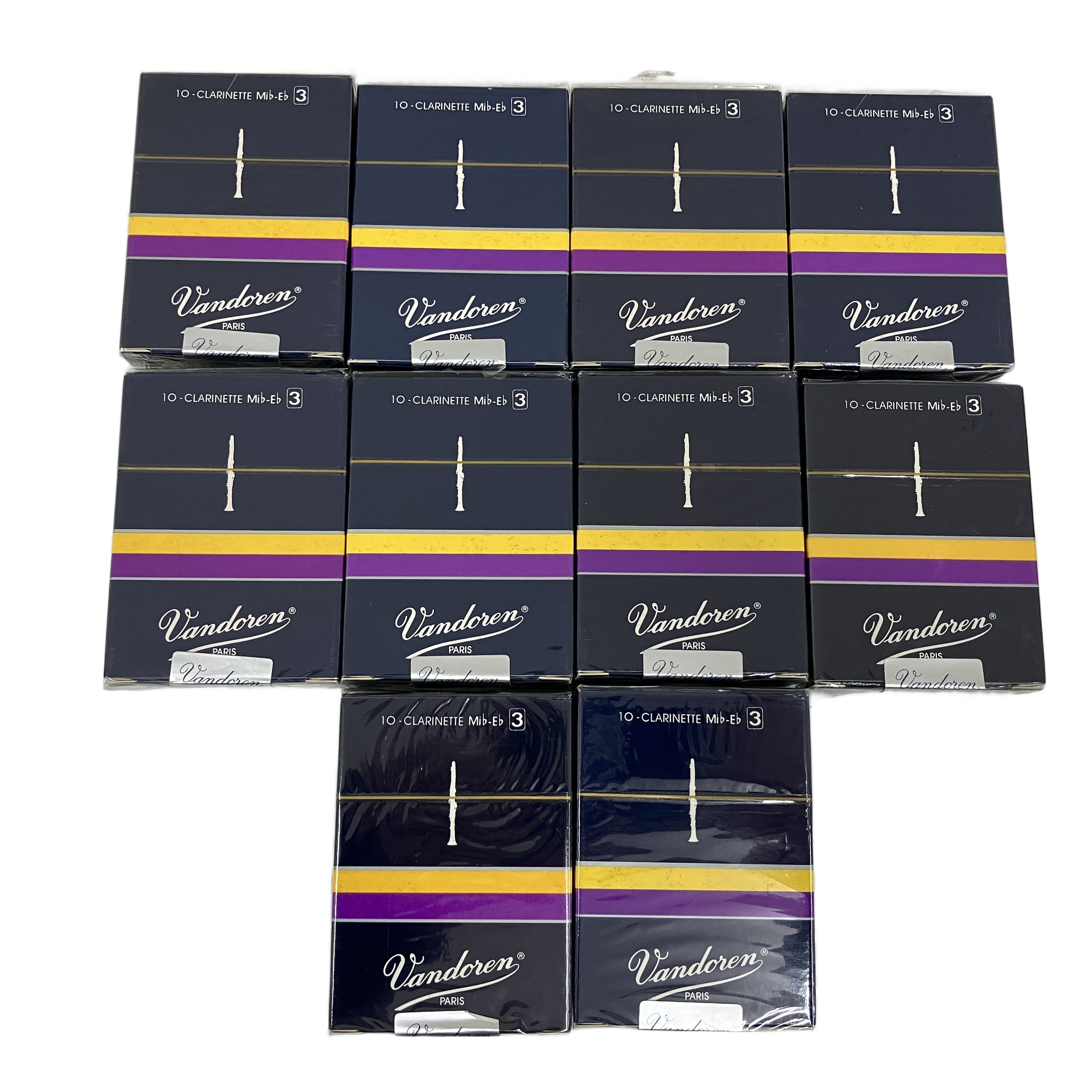 楽器店閉業に伴い、楽器アクセサリー大量入荷中!!