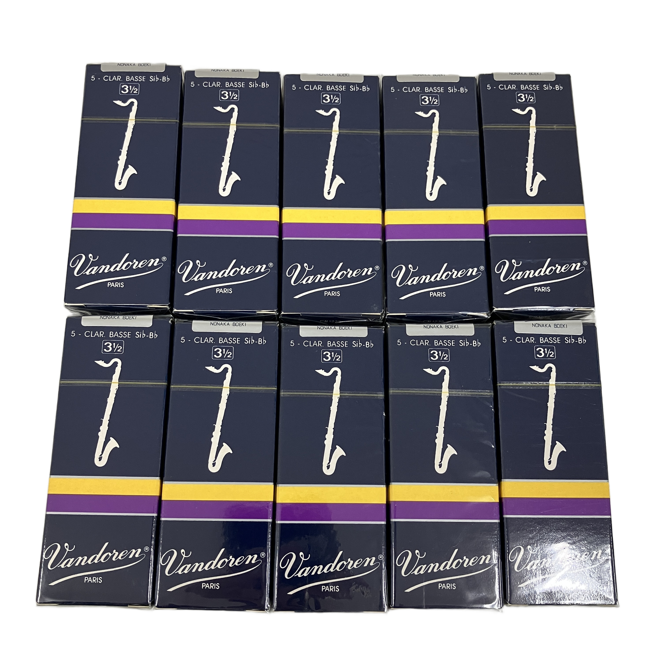 楽器店閉業に伴い、楽器アクセサリー大量入荷中!!