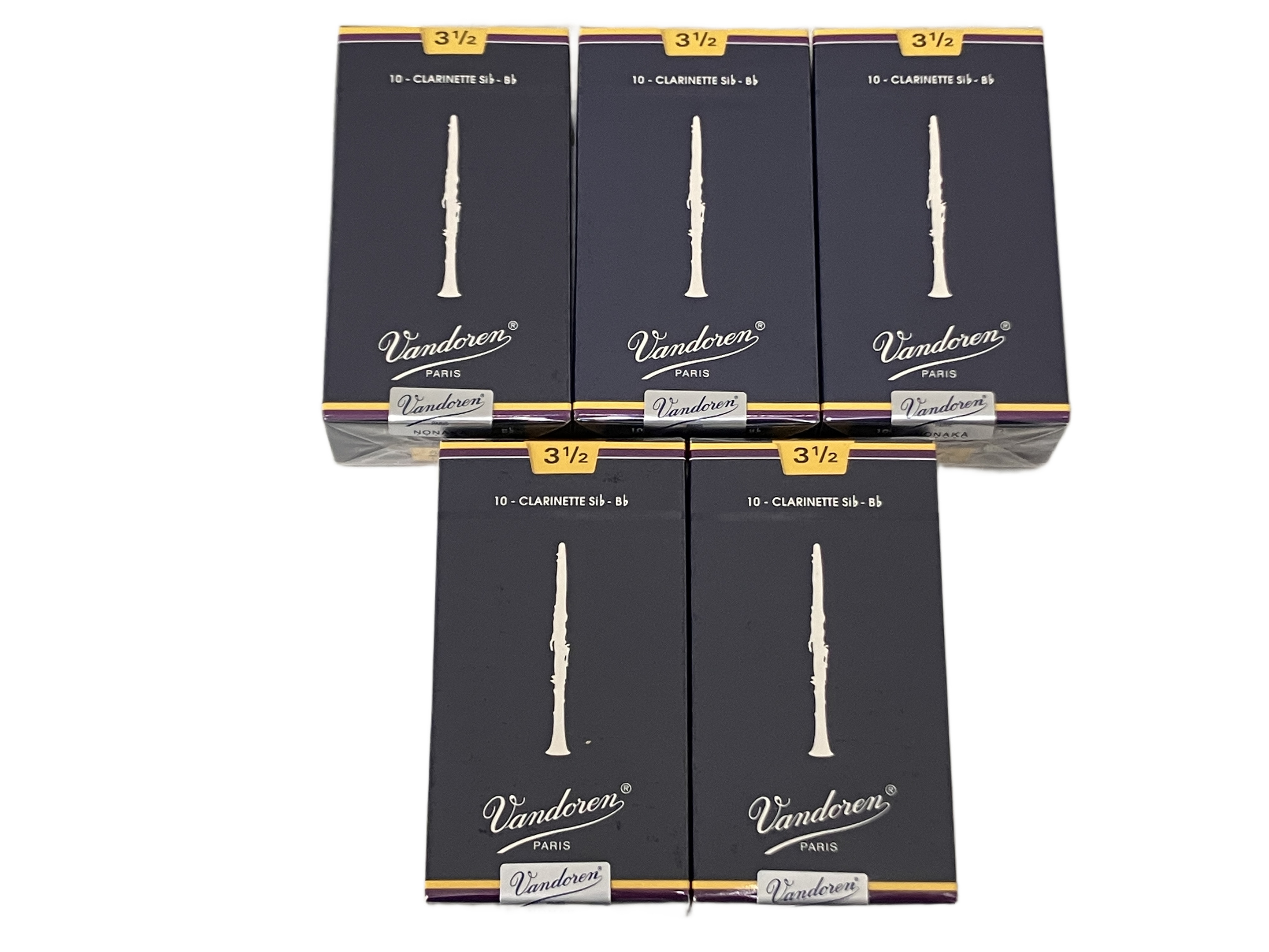 楽器店閉業に伴い、楽器アクセサリー大量入荷中!!