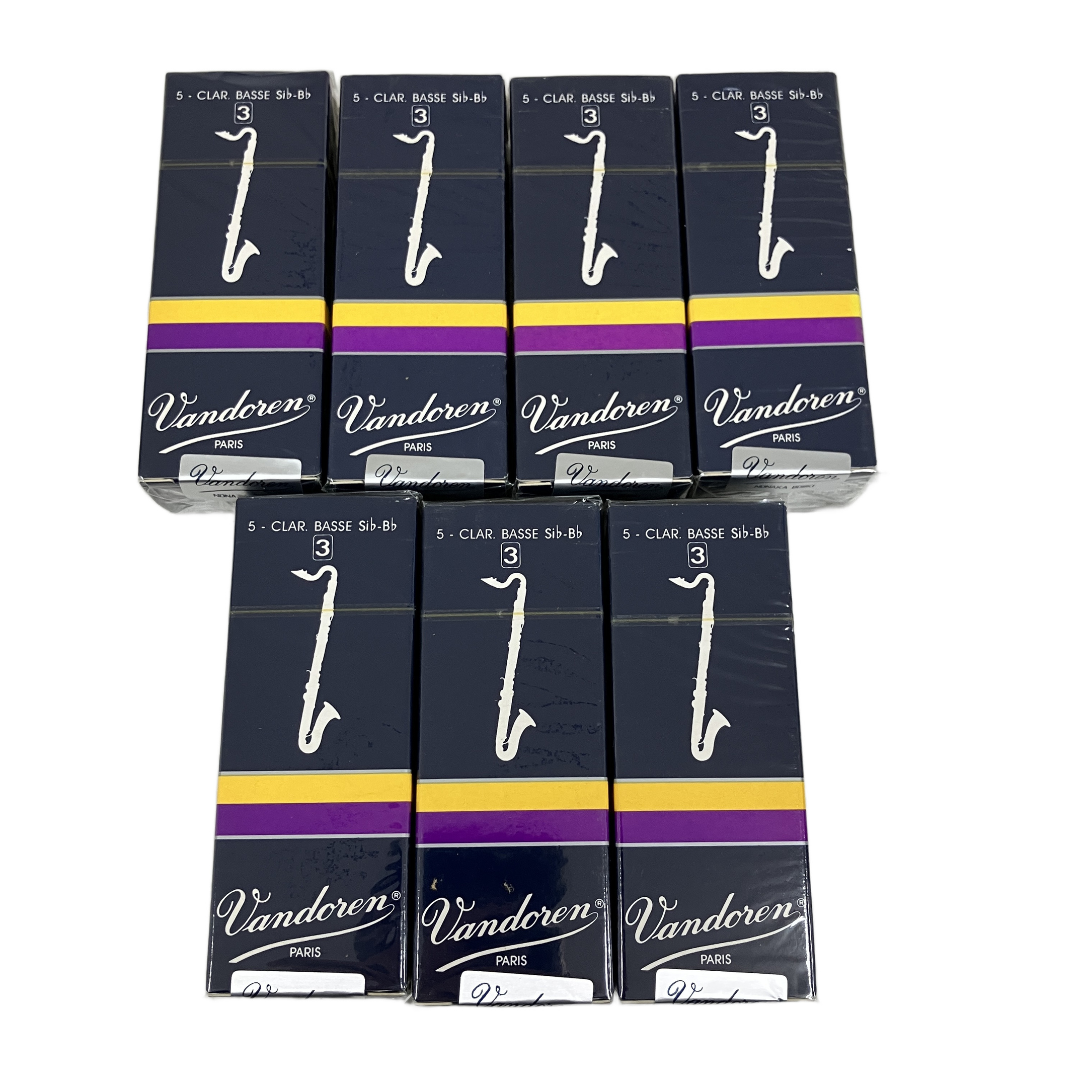 楽器店閉業に伴い、楽器アクセサリー大量入荷中!!