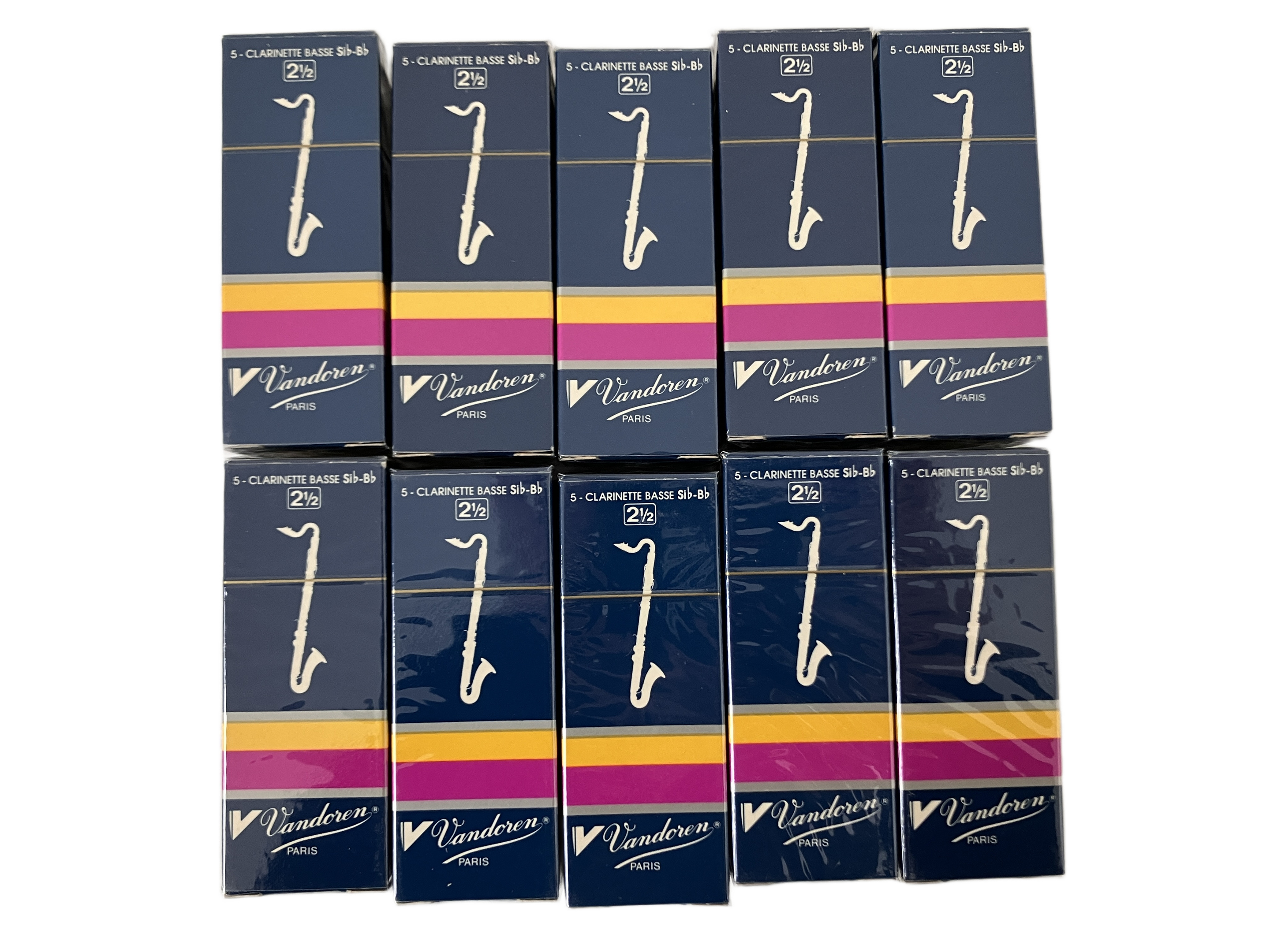 楽器店閉業に伴い、楽器アクセサリー大量入荷中!!