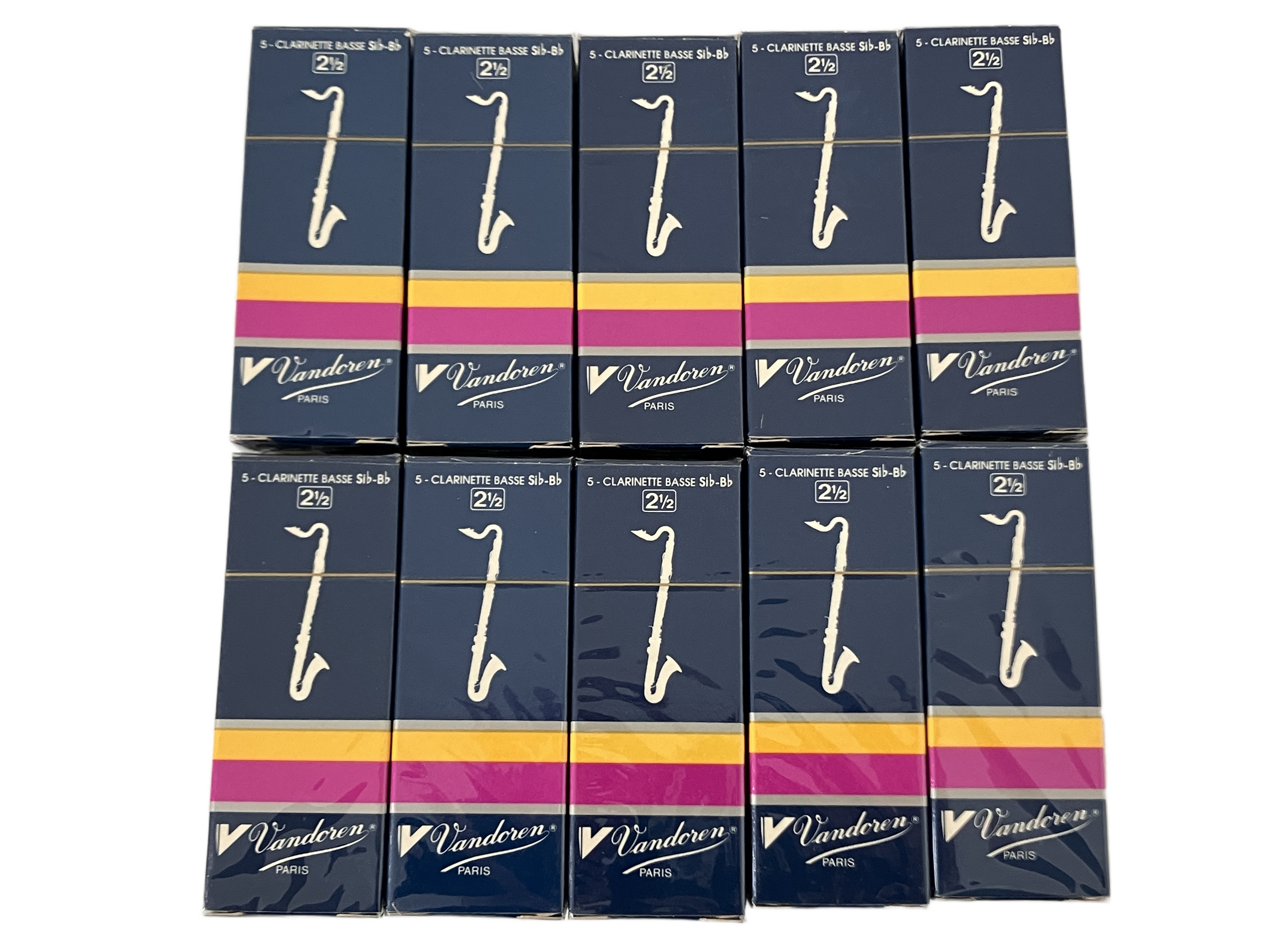 楽器店閉業に伴い、楽器アクセサリー大量入荷中!!