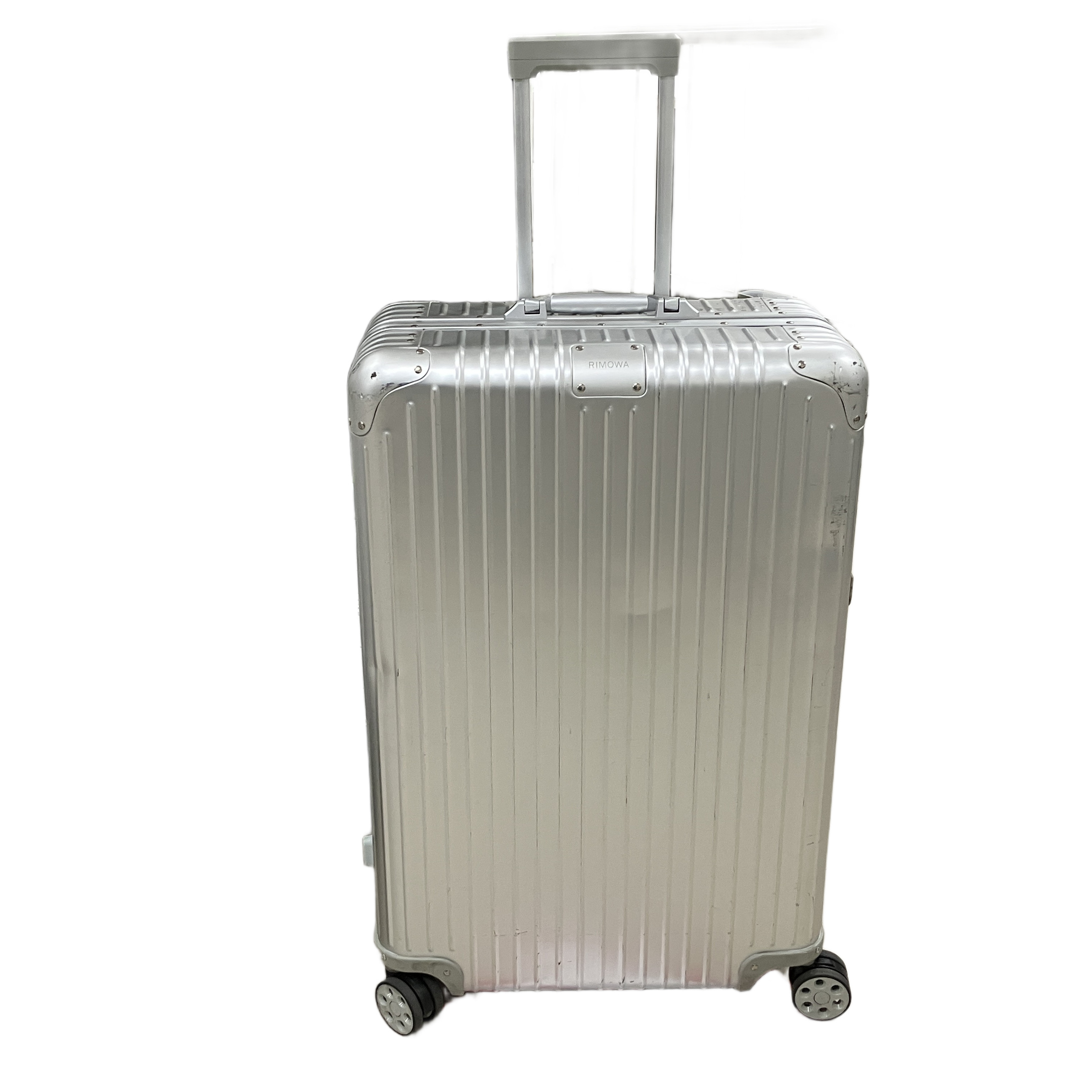 RIMOWA(リモワ)スーツケース — 120年以上の歴史が磨き上げたアルミニウムとポリカーボネートの傑作。
