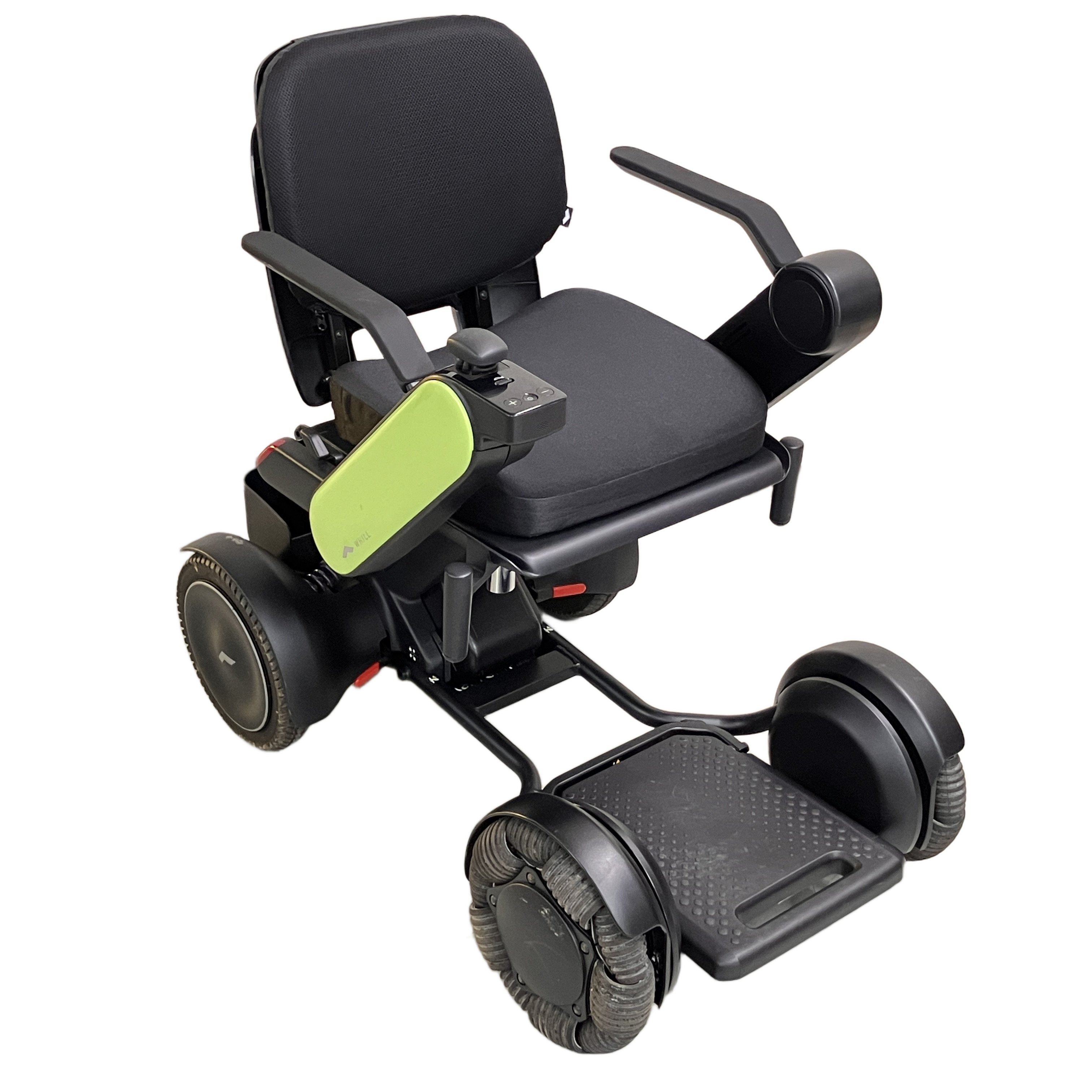 WHILL C2 — コンパクト設計と高い機動性で日常移動を快適化する次世代パーソナルモビリティ