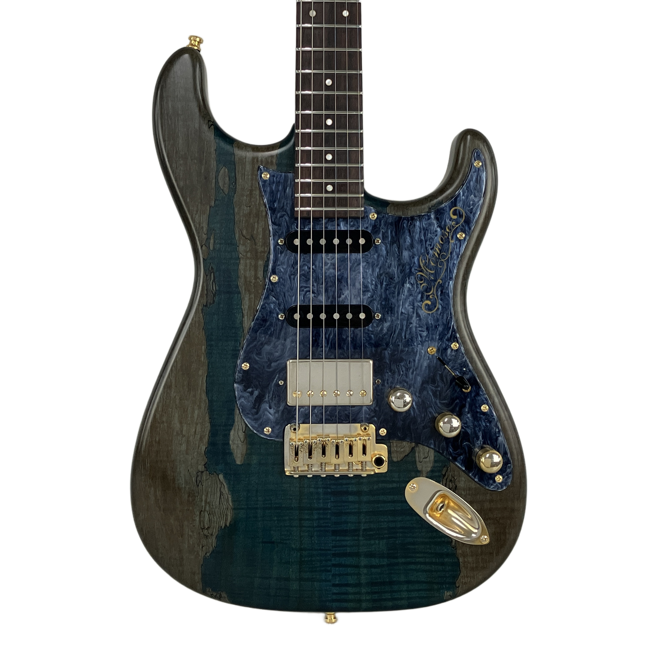 木の鳴りで選ぶ、Momose