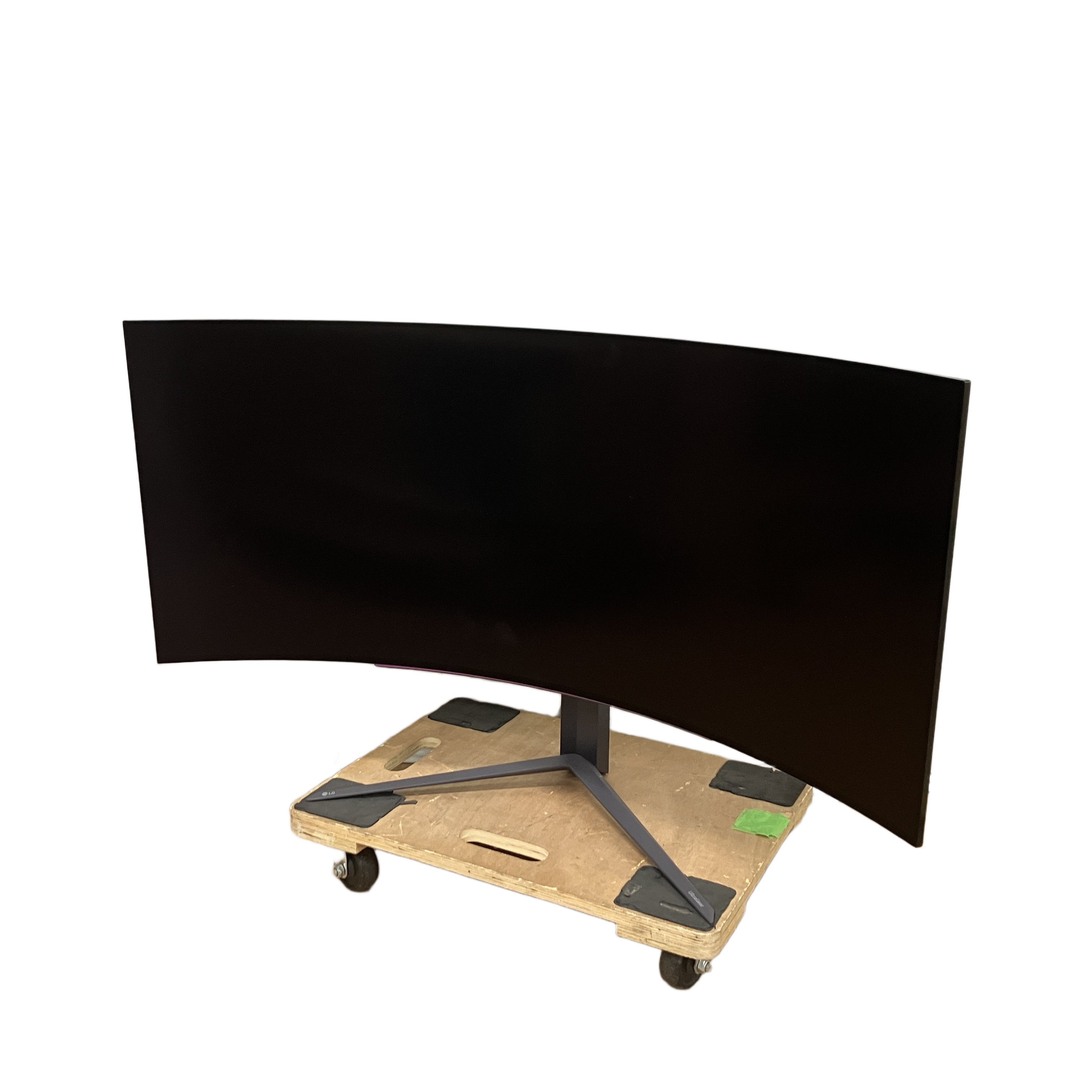 LG UltraGear 45GS96QB-B | 45インチ 800R曲面有機EL & 240Hz対応、圧倒的没入感と音響を融合した最先端ゲーミングモニター