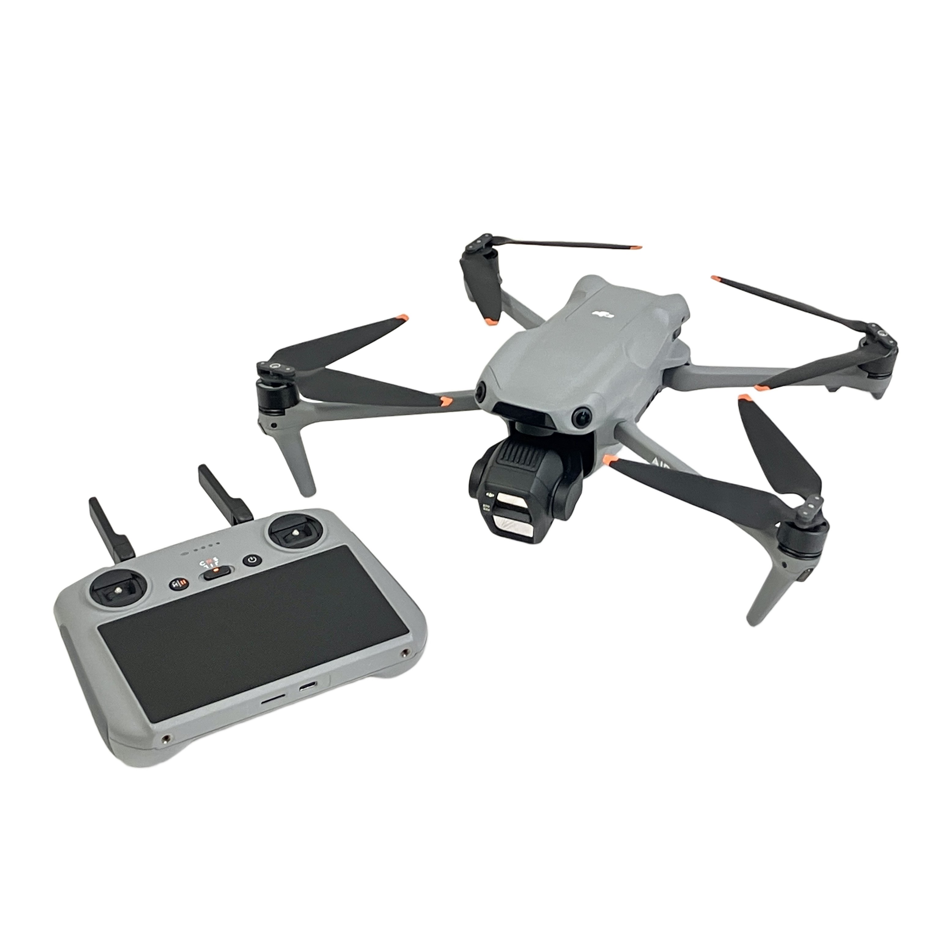 DJI Air 3S Fly More Combo — デュアルカメラによる圧倒的な表現力と進化した障害物検知で、空撮の限界を押し広げる次世代の空撮ドローン。