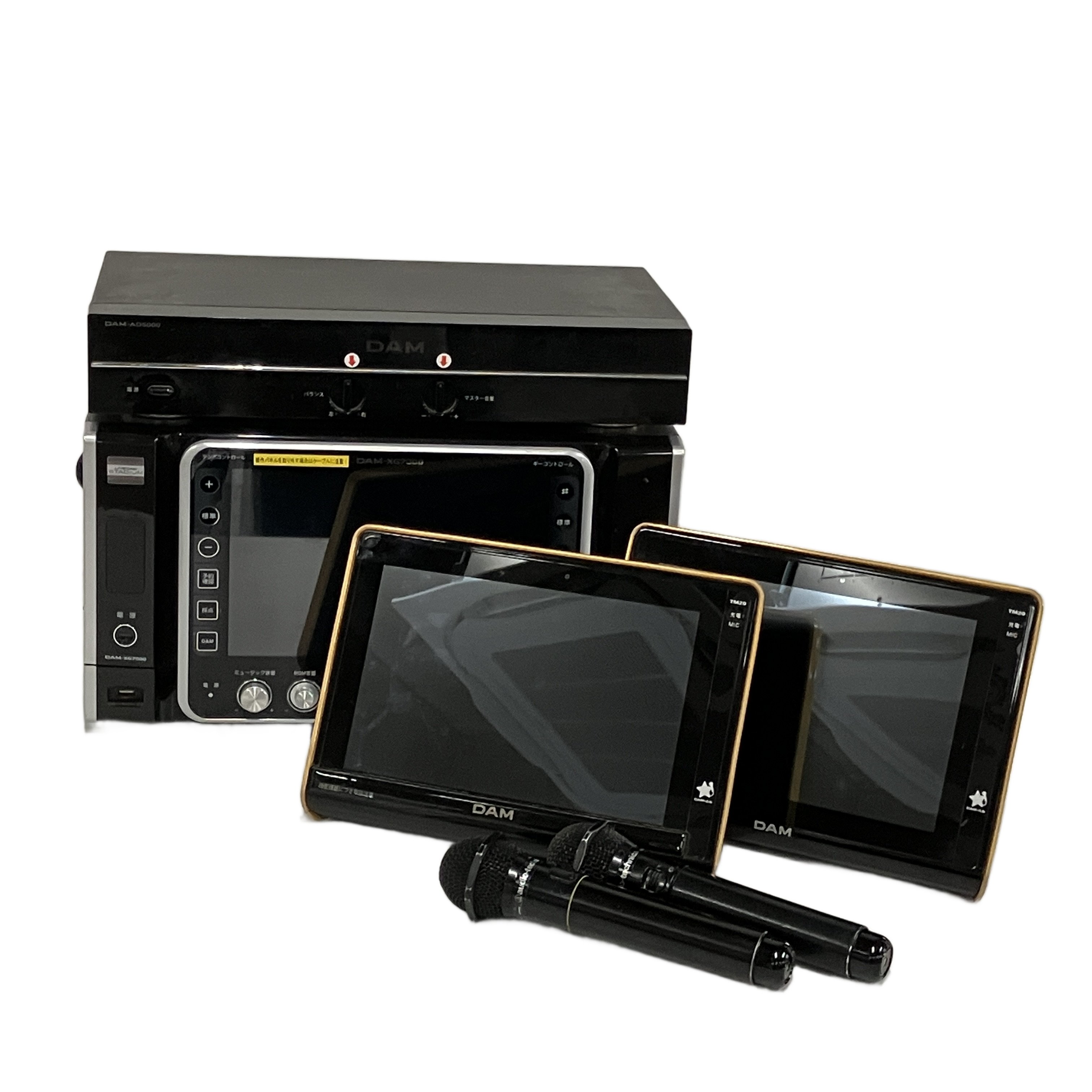 歴史を創ったLIVE DAM。圧倒的な操作性と表現力で、歌う喜びを再定義する。