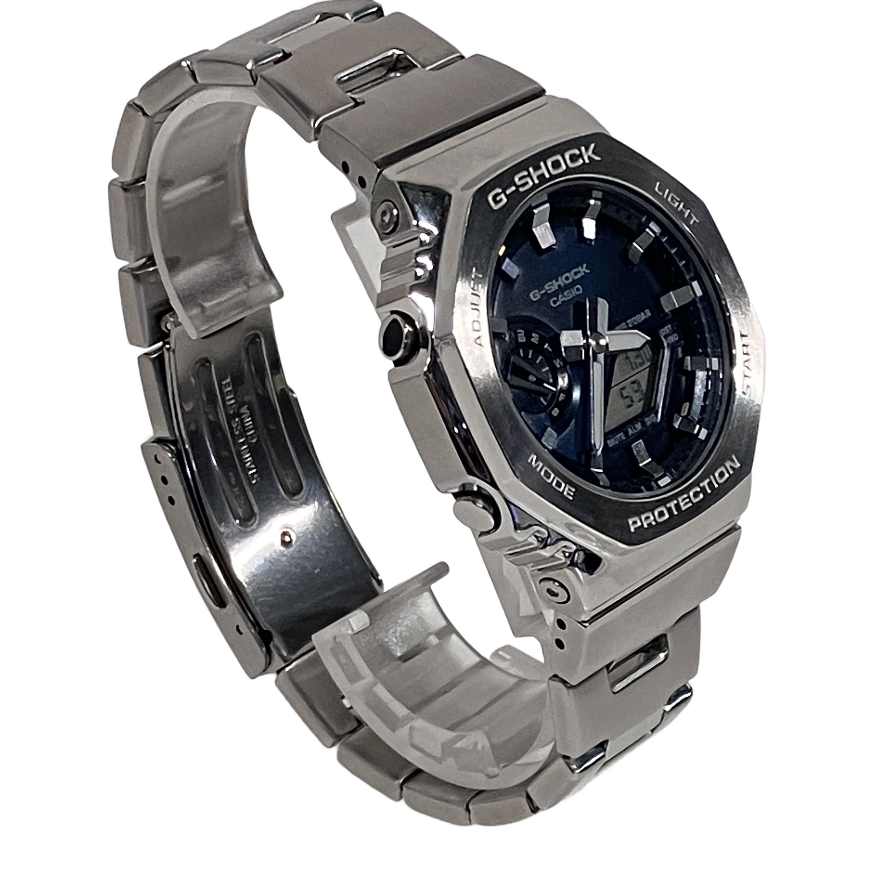 CASIO G-SHOCK GM-2110D クォーツ