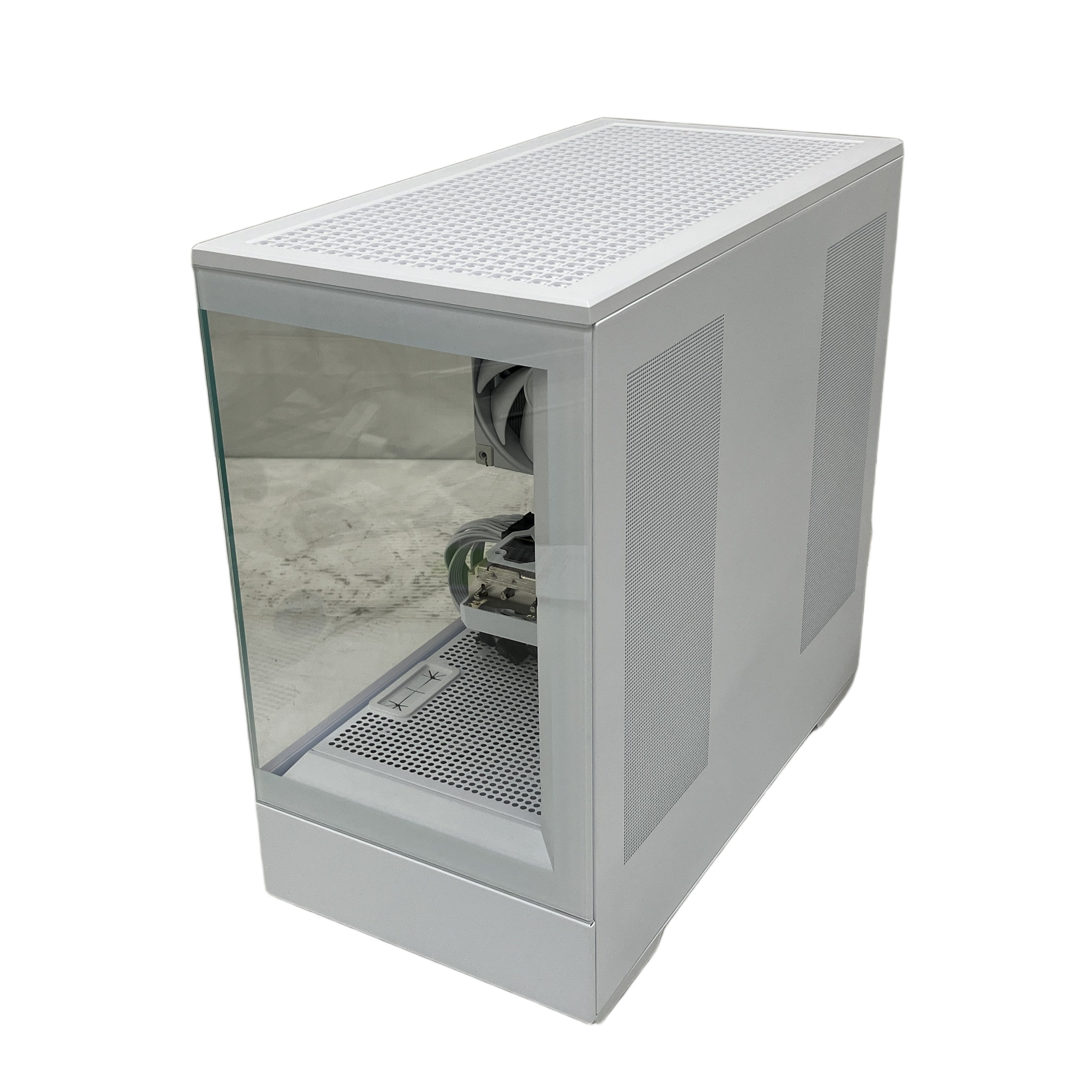 自作PC ASRock B650M Pro RS / Ryzen 7 7700X / 32GB / 1TB / RX 7800 XT — 信頼性の高いマザーボードとAMDの強力なCPU・GPUを組み合わせた、安定感抜群のまたは高コスパゲーミングマシン。