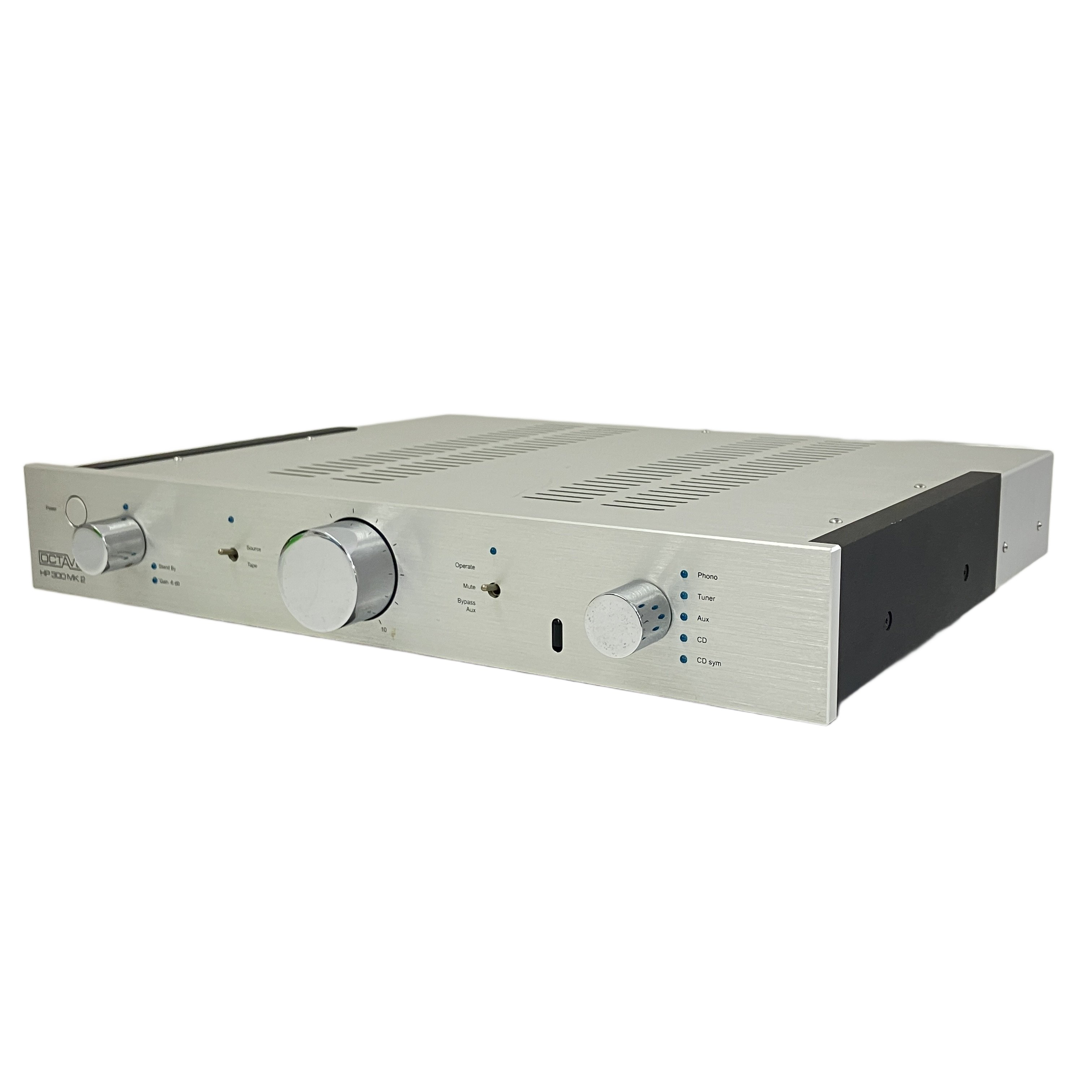 OCTAVE HP300 MK2 LINE (ハイブリッド 真空管プリアンプ):ドイツが誇る透明感と温度感の融合。復活の時を待つ、至高の修復ベース。