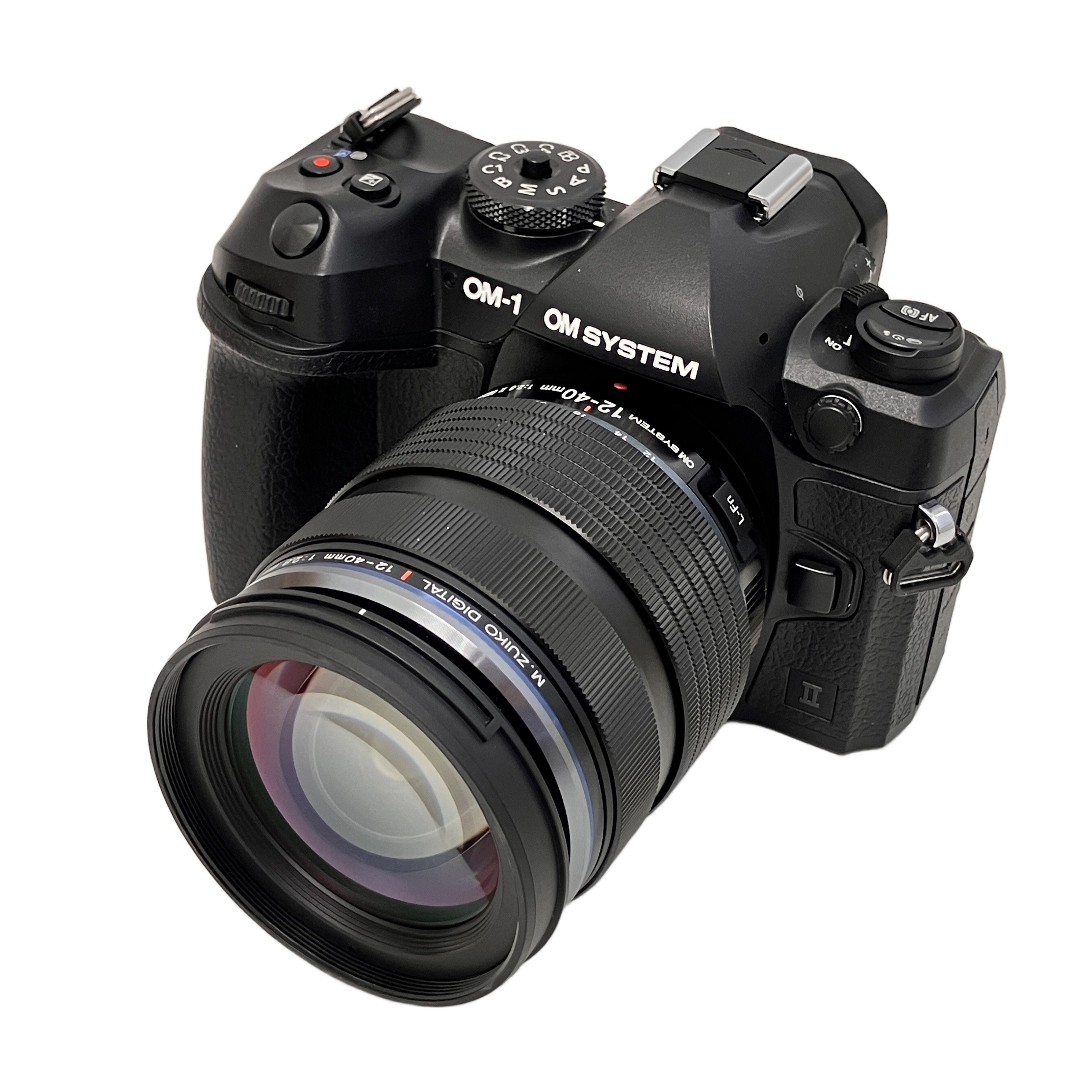 OM SYSTEM OM-1 Mark II 12-40mm F2.8 PRO II レンズキット — 進化したAI被写体認識AFと手ブレ補正を搭載し、過酷な環境下でもシャッターチャンスを逃さないマイクロフォーサーズのフラッグシップ。