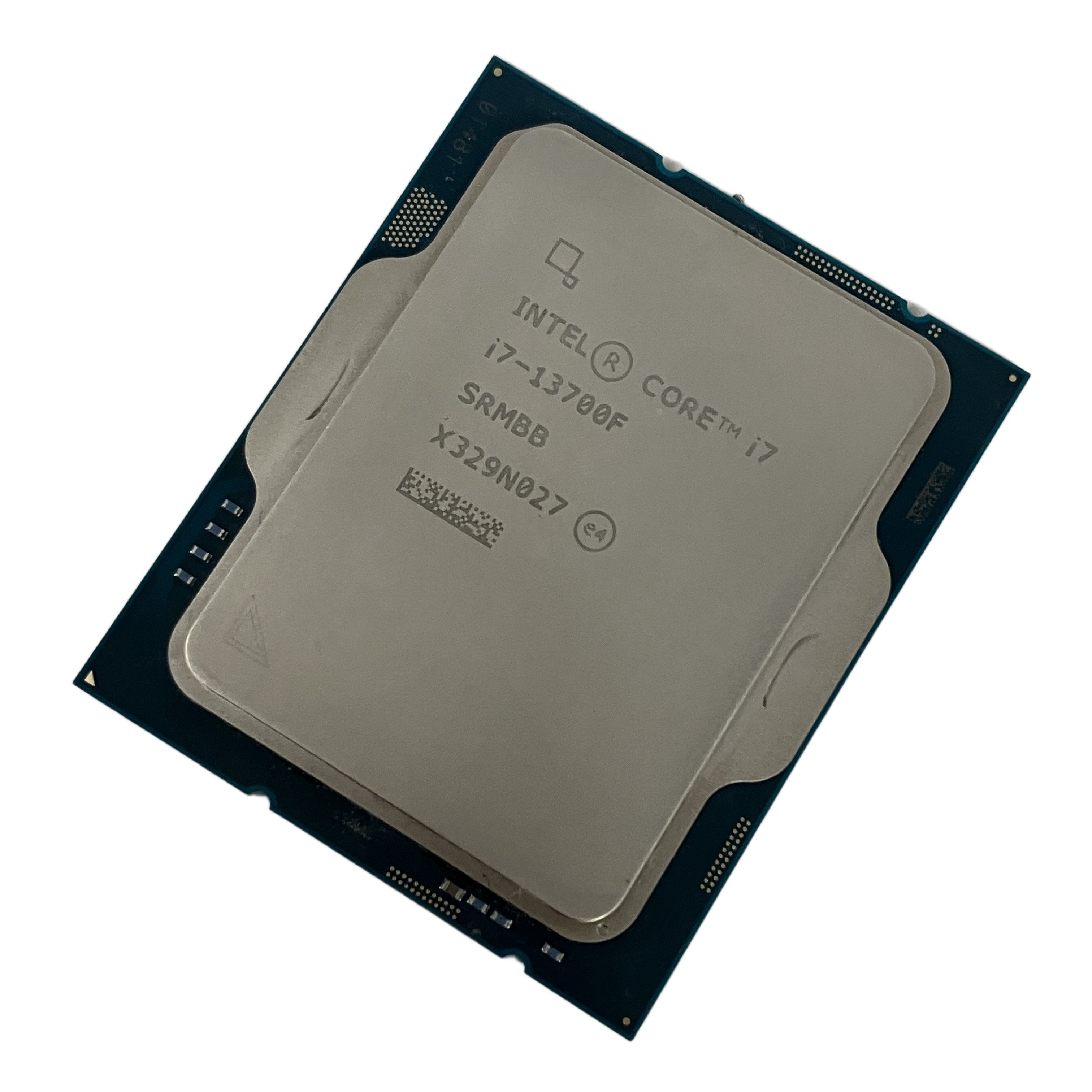 Intel Core i7-13700F デスクトップ向けCPU