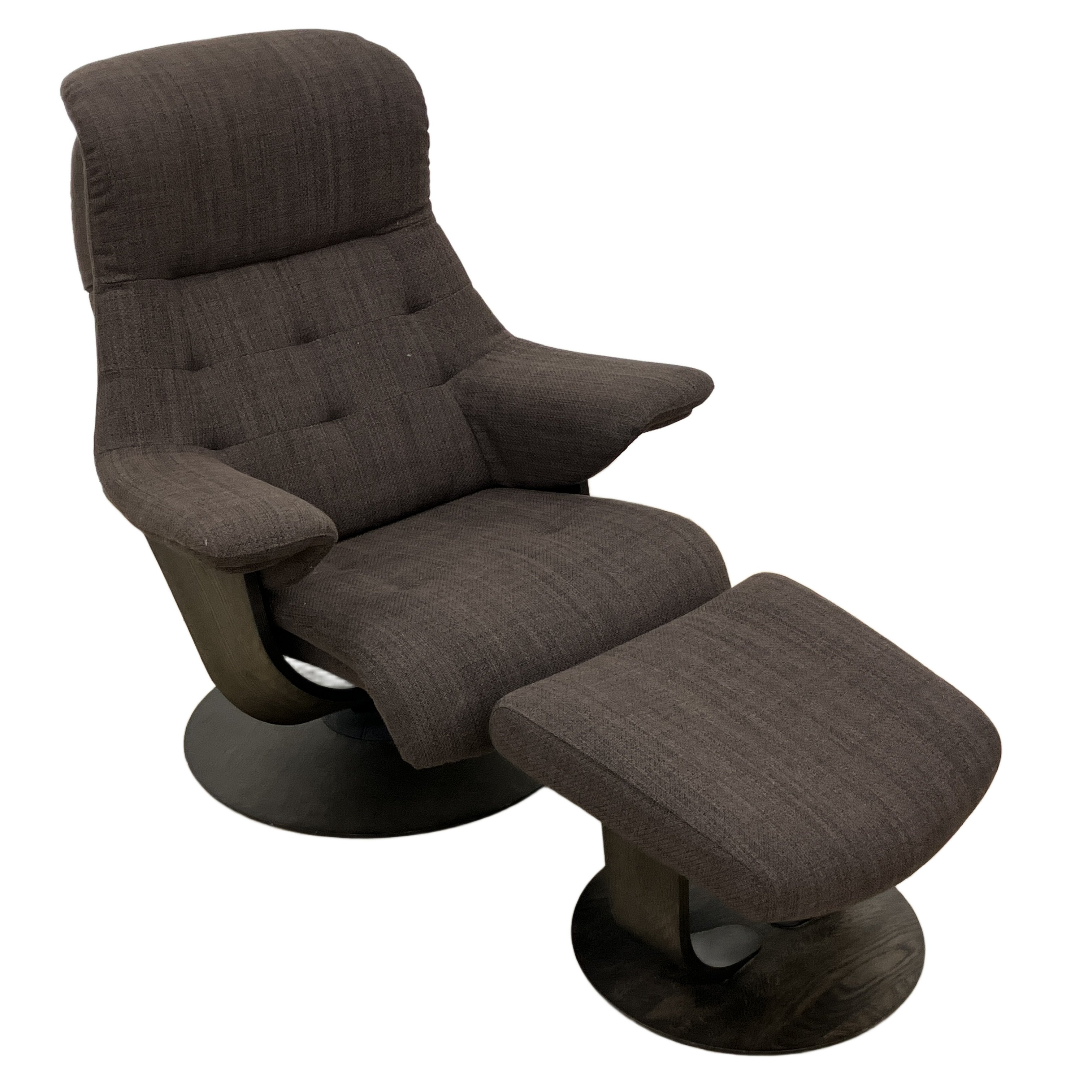 カリモク THE FIRST リクライニングチェア