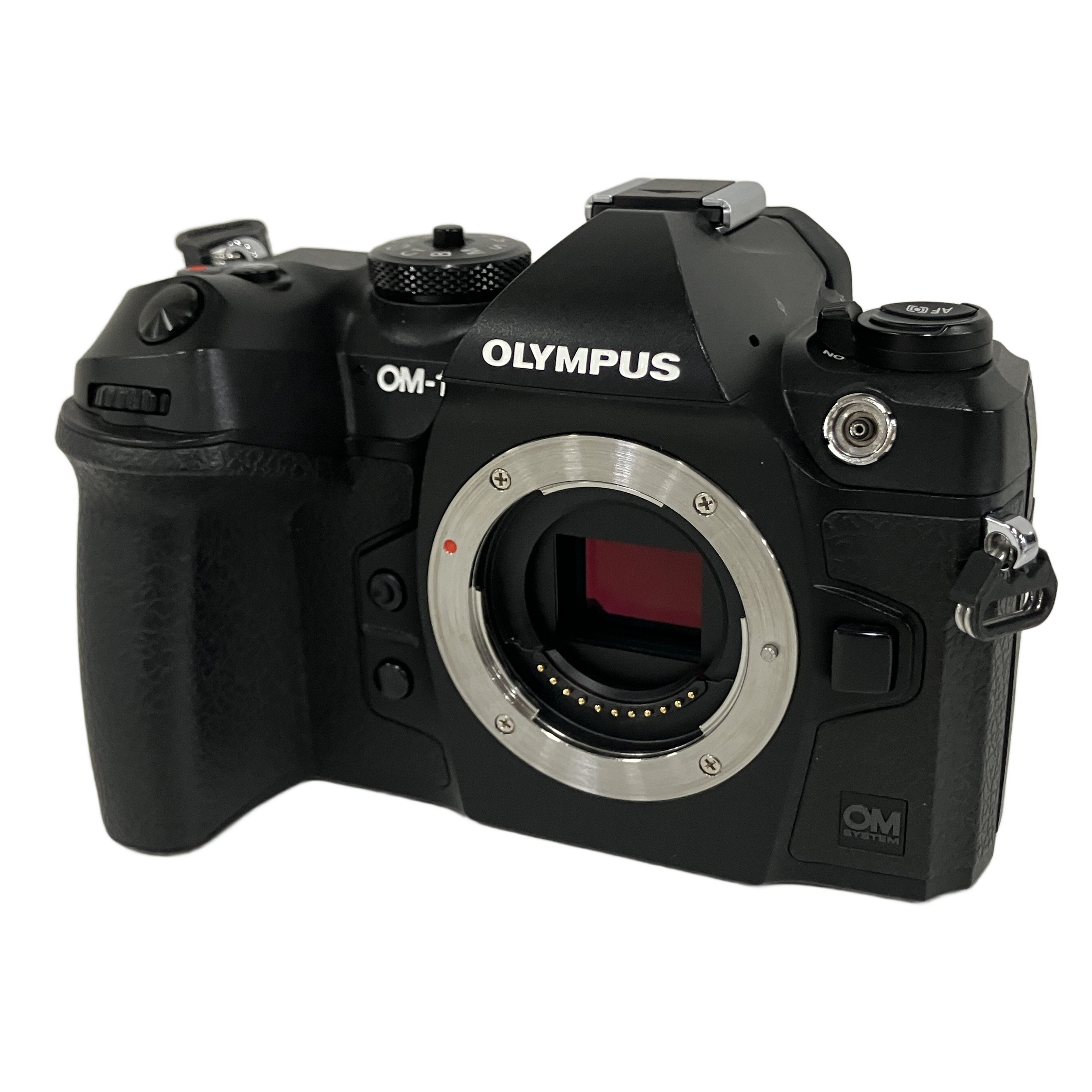 OLYMPUS OM-1|「OM SYSTEM」の象徴、裏面照射積層型センサーが拓く機動力の頂点