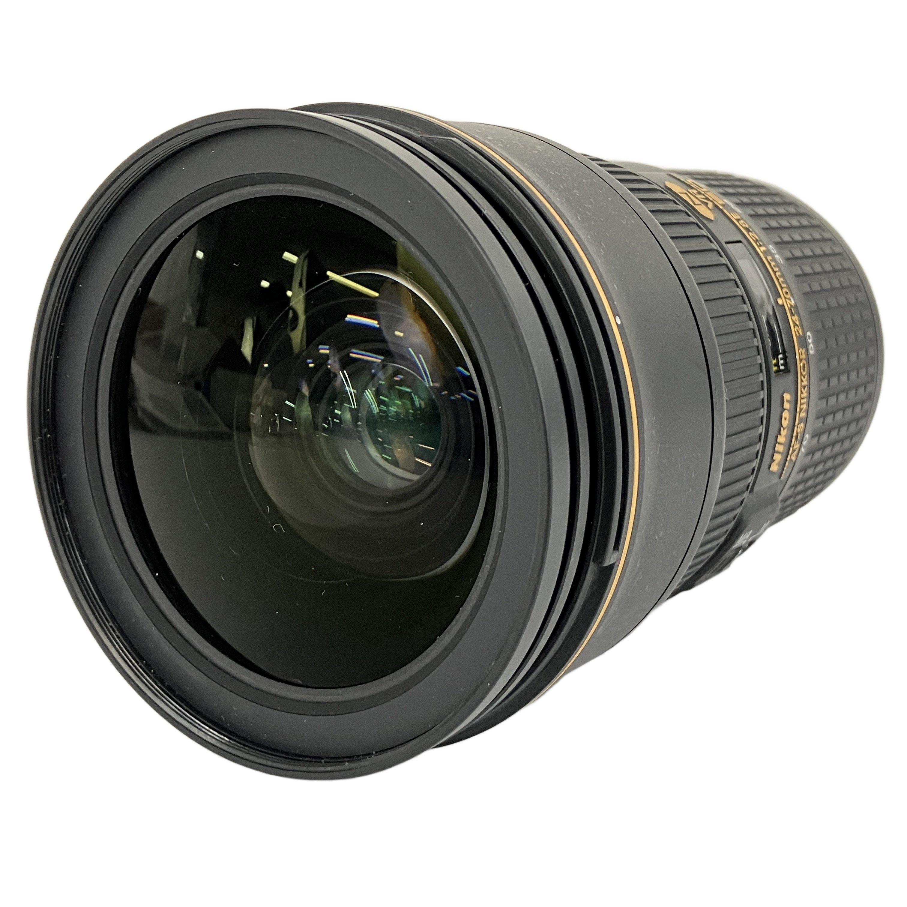 Nikon AF-S NIKKOR 24-70mm f/2.8E ED VR:一眼レフの限界を突破する。手ブレ補正と極上の解像力を備えた、絶対的「大三元」。