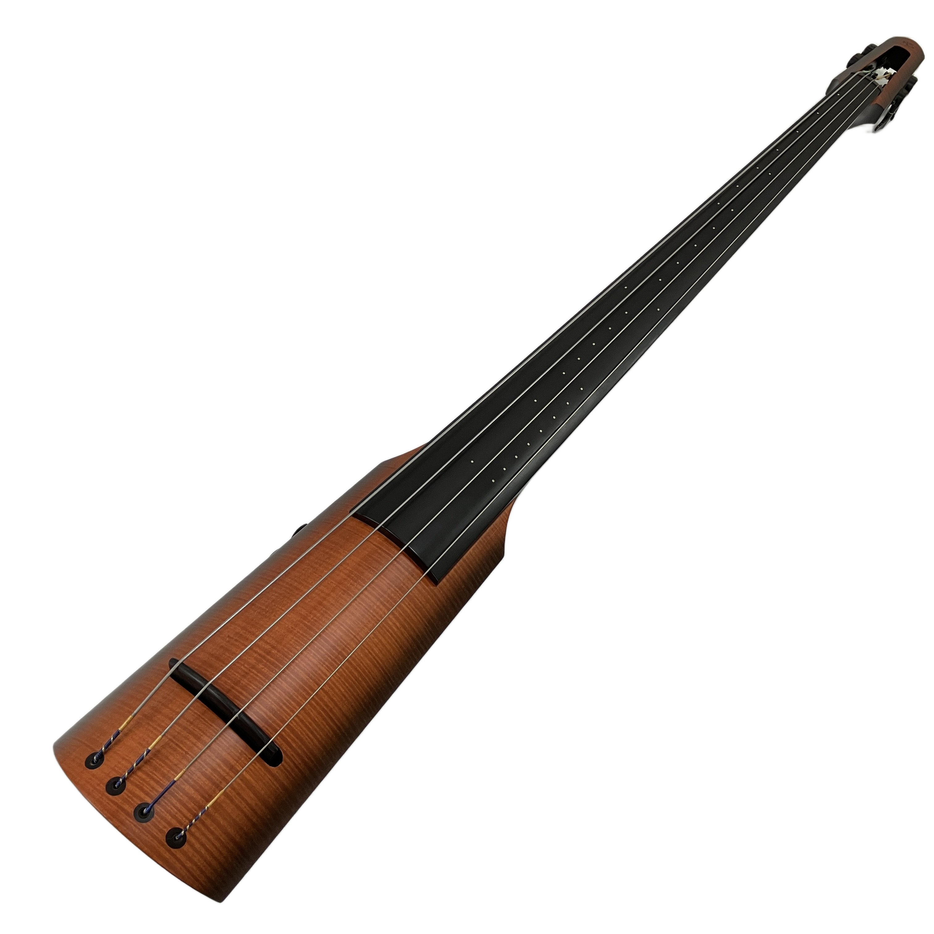 アップライト特有の芳醇な低音を再現しつつ、エレクトリックベースからの持ち替えもスムーズな高い演奏性を実現