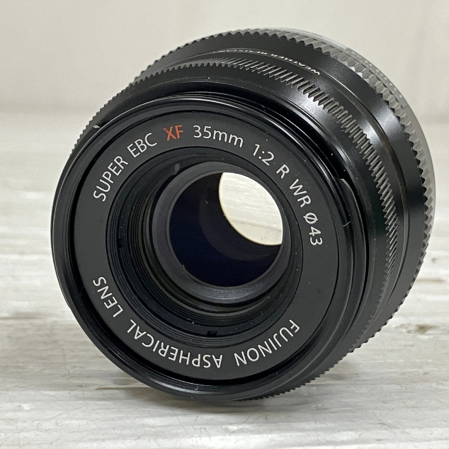 FUJIFILM XF 35mm F2 R WR 単焦点レンズ シルバー