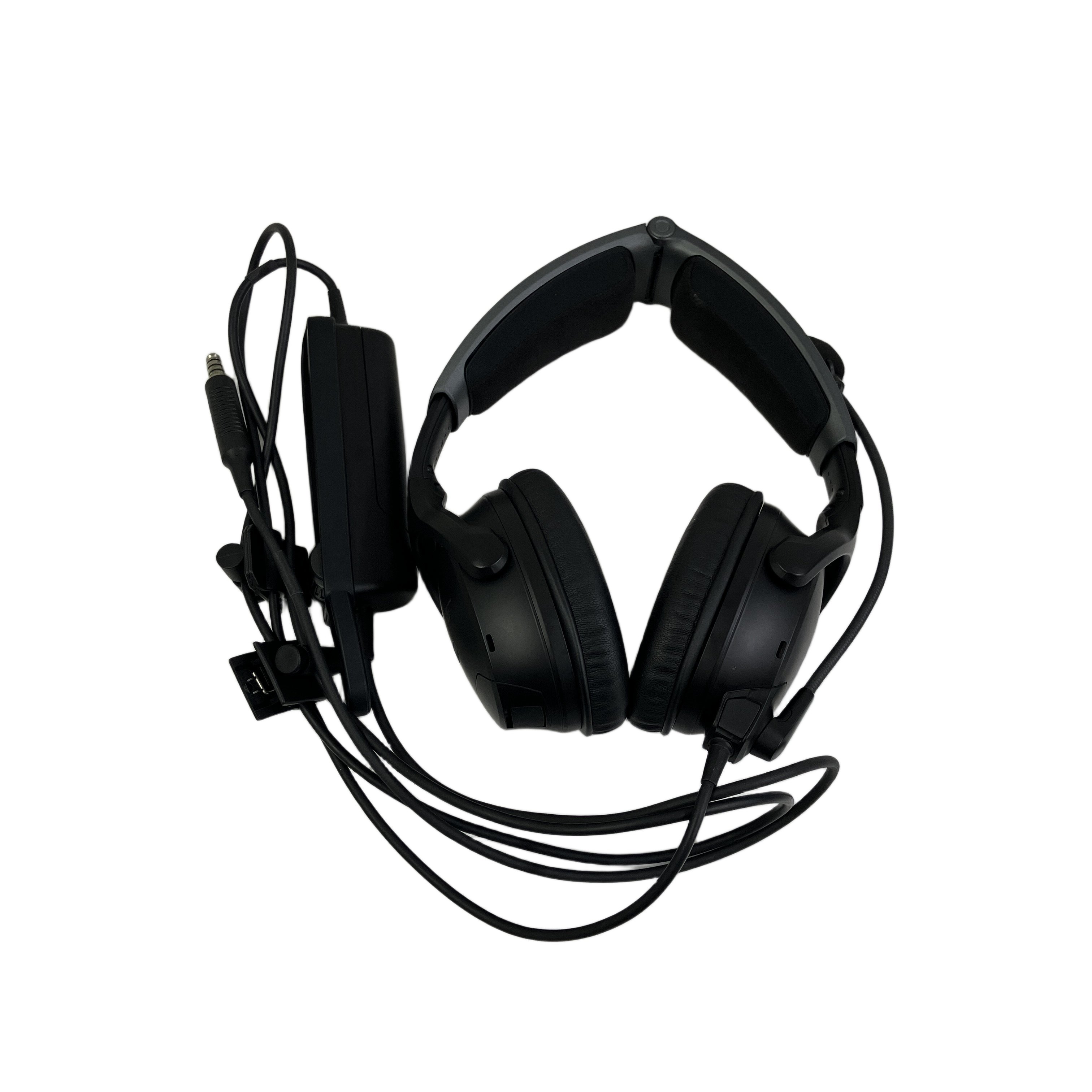 Bose A30 Aviation Headset:空の旅を完全に変える。パイロットが最後に行き着く究極のノイズキャンセリング。