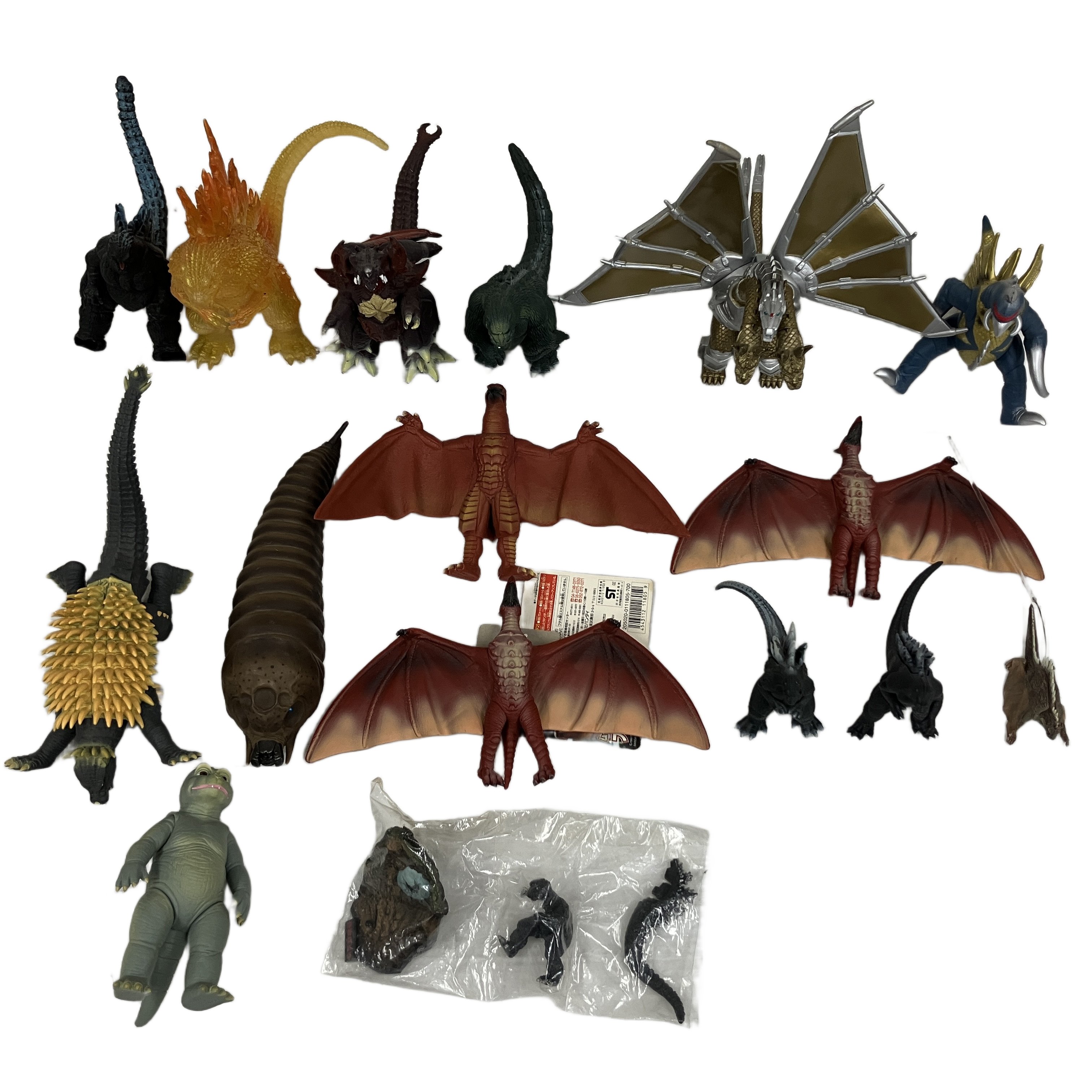 大量のフィギュアコレクション入荷いたしました!