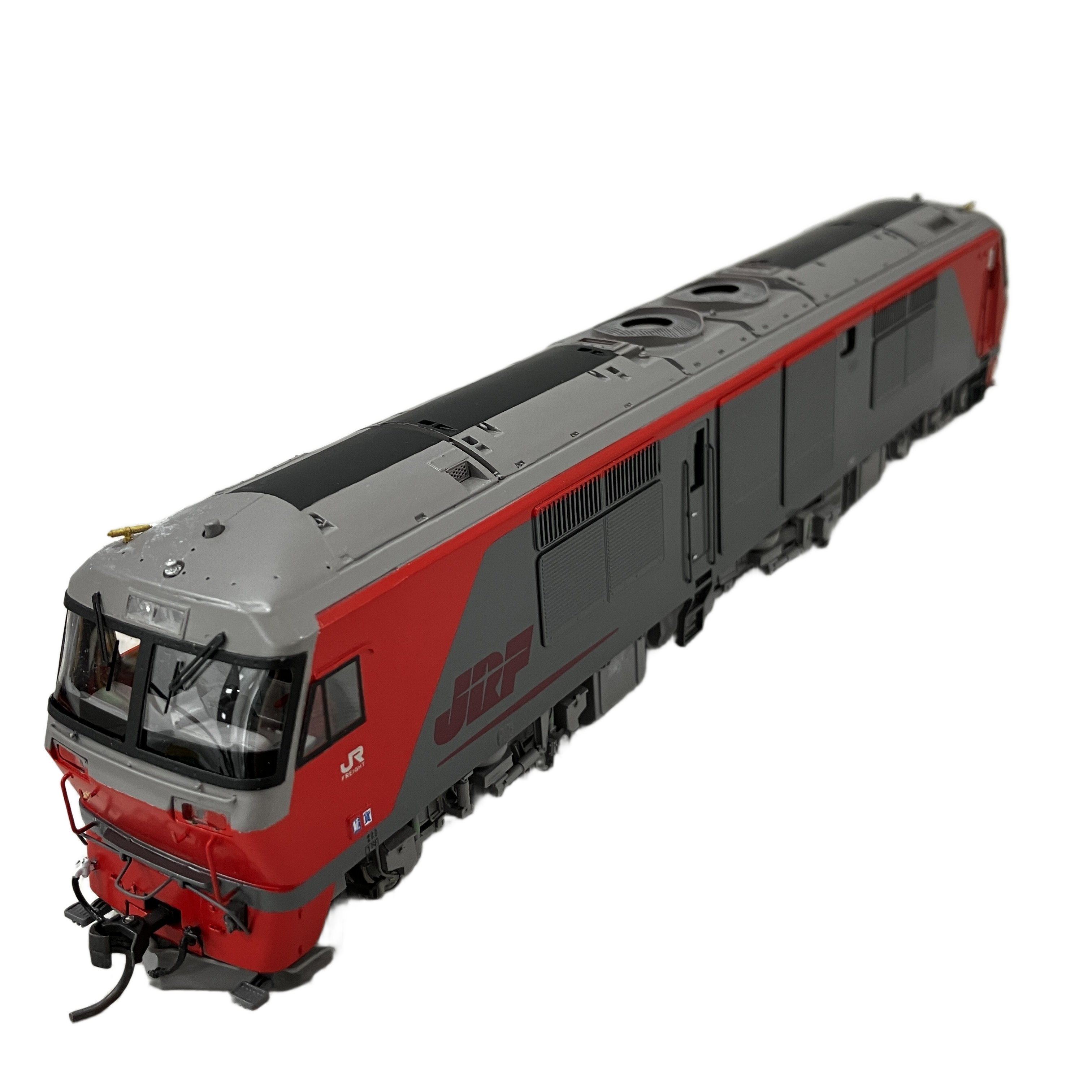 ムサシノモデル JRF DF-200 新世代ディーゼル機関車 (砂箱普通型 / HOゲージ):職人の魂が宿る究極の「レッドベア」。真鍮が放つ、圧倒的な重厚感と精密美。