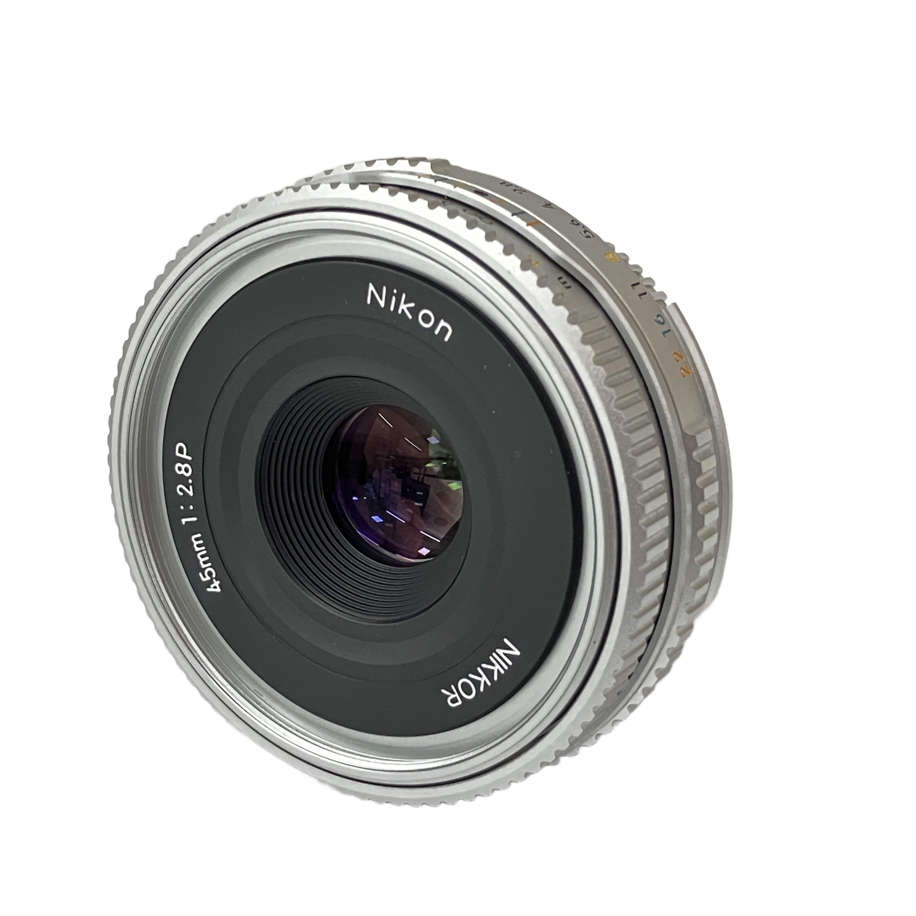 NIKKOR 45mm F2.8P シルバー レンズ