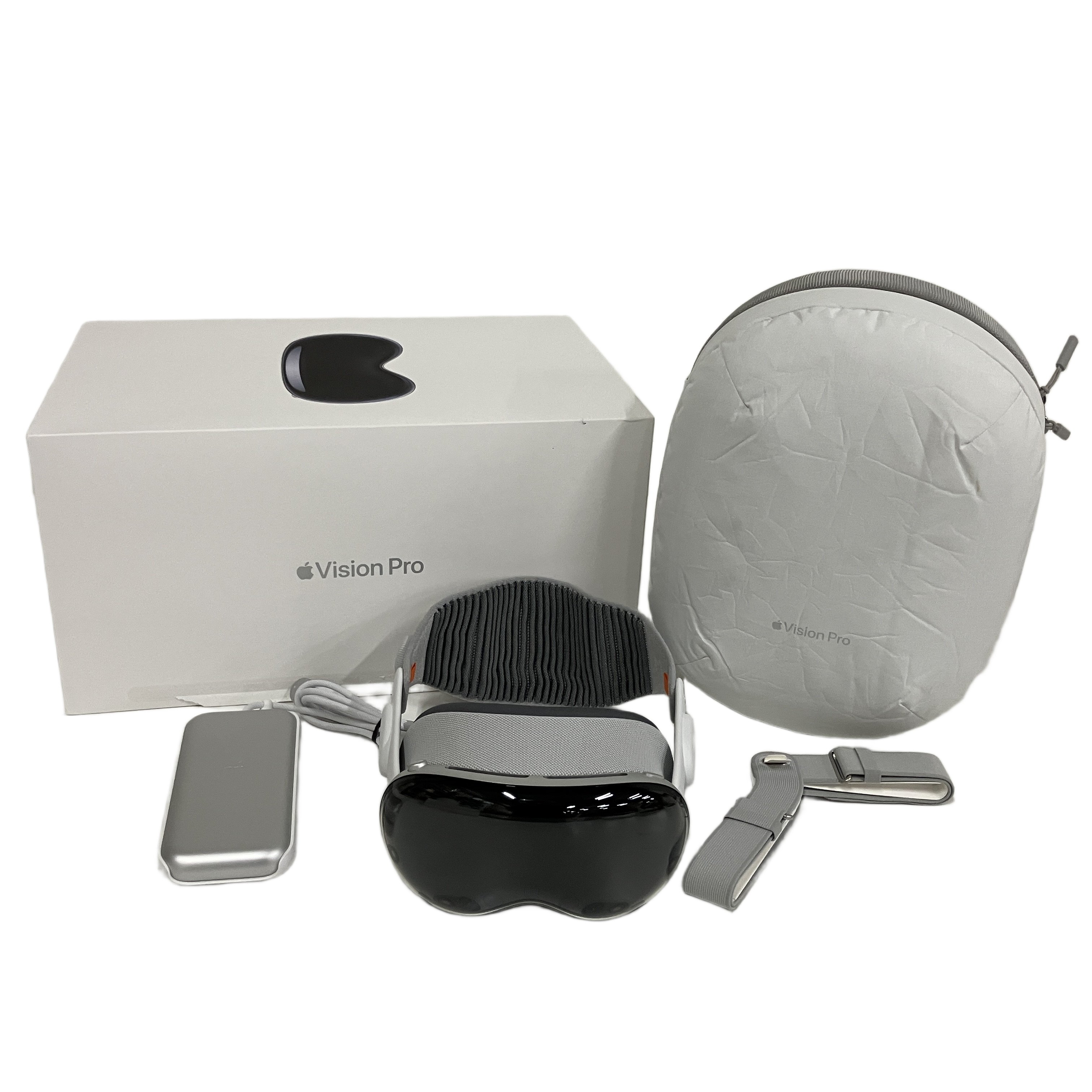 Apple Vision Pro 256GB (MQL83J/A / 空間コンピュータ):視界すべてが無限のキャンバス。現実とデジタルを融合する、究極の魔法。