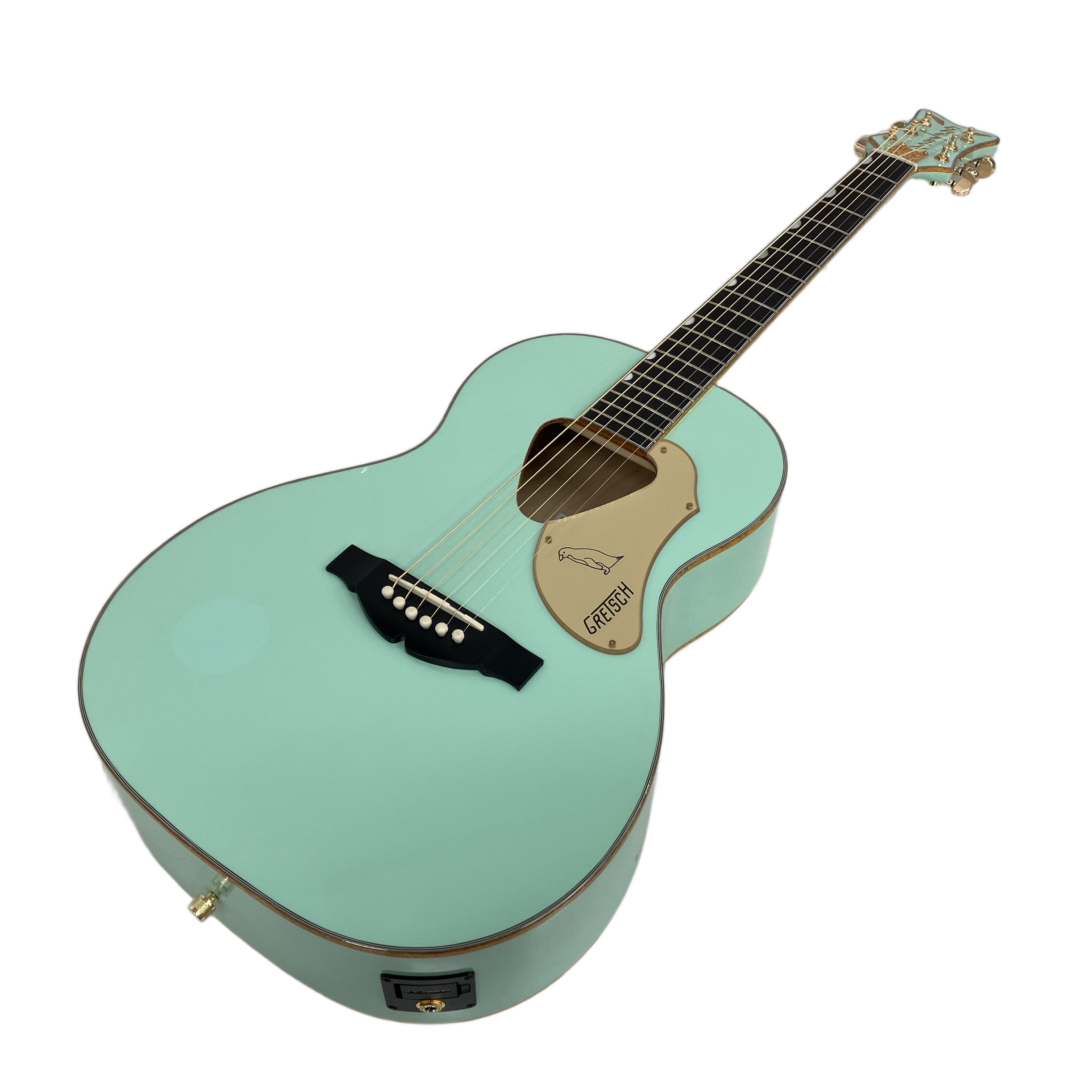 Gretsch G5021E PENG ACOU AE MNT MET:伝統のペンギン・スタイルを纏った極上のエレアコ。視覚と聴覚を同時に支配する、唯一無二のロックンロール・アイコン。