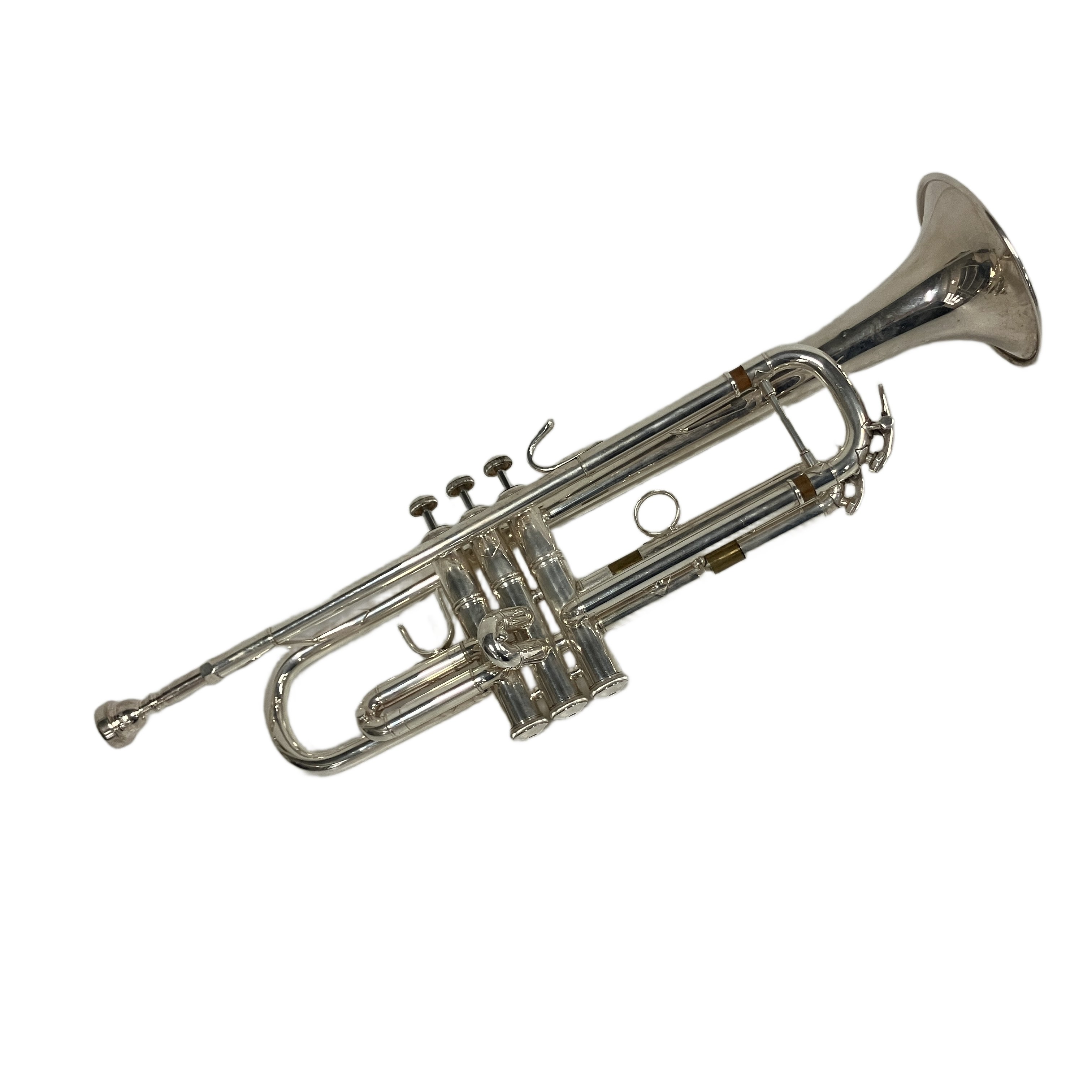 BACH VINCENT MODEL SP ML (バック ヴィンセントモデル / 銀メッキ):バック特有の豊潤なサウンドと、抜群の吹きやすさを両立した傑作トランペット。