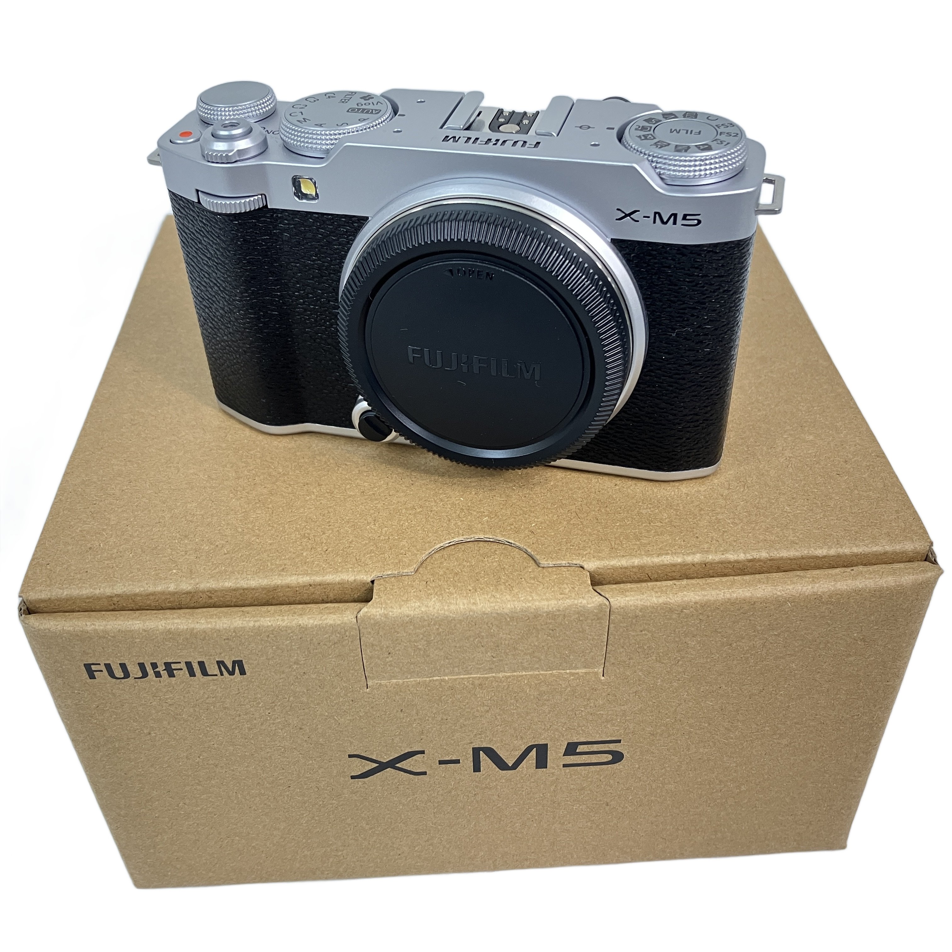★FUJIFILM X-M5 超コンパクトな筐体に最新性能を凝縮した一台★