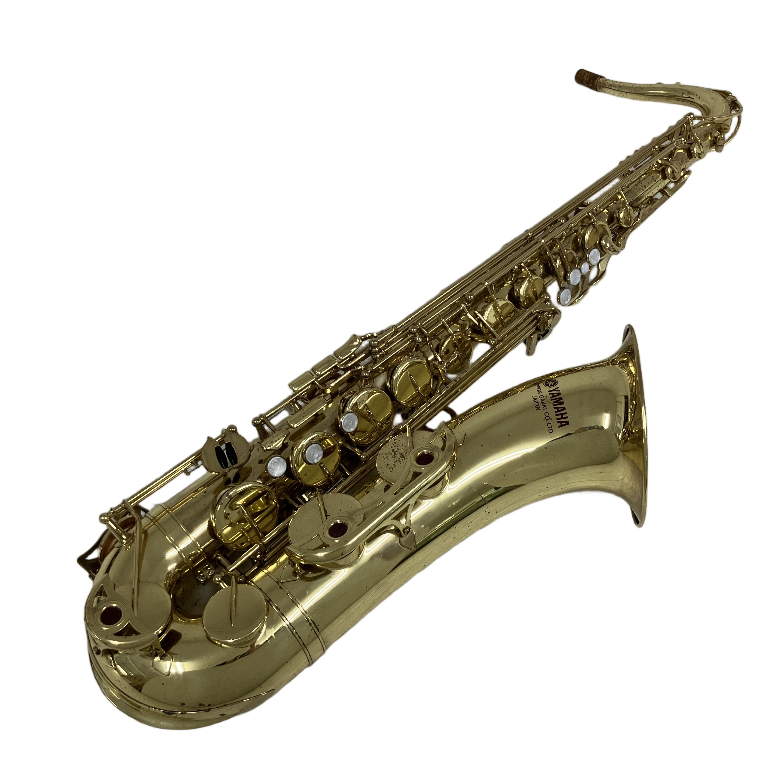 YAMAHA YTS-32 テナーサックス|ヤマハ伝統の操作性、吹きやすさと豊かな響きを両立した実戦モデル