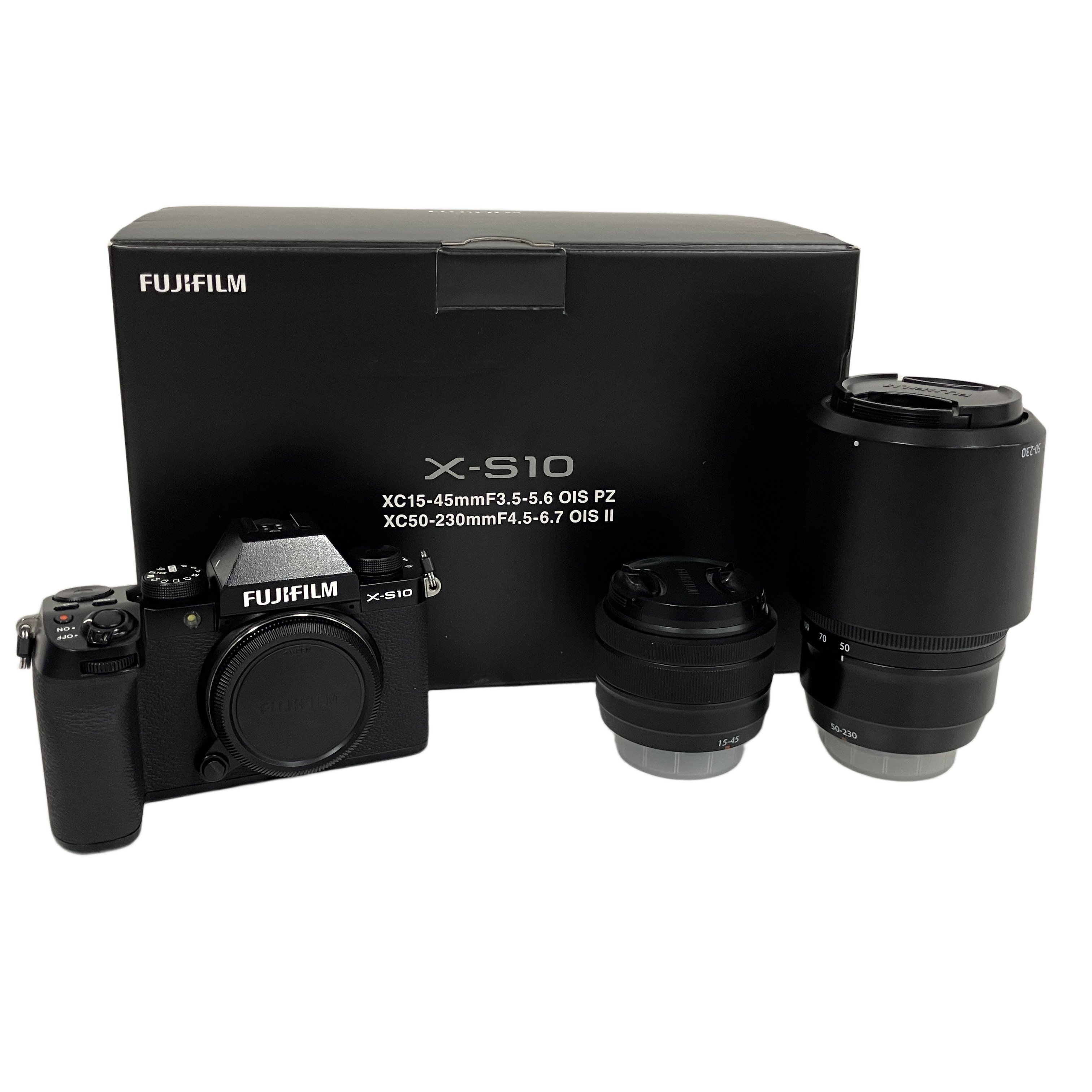 FUJIFILM X-S10 ダブルズームレンズキット|小型ボディに手ブレ補正を凝縮、多彩な表現を楽しむ万能セット