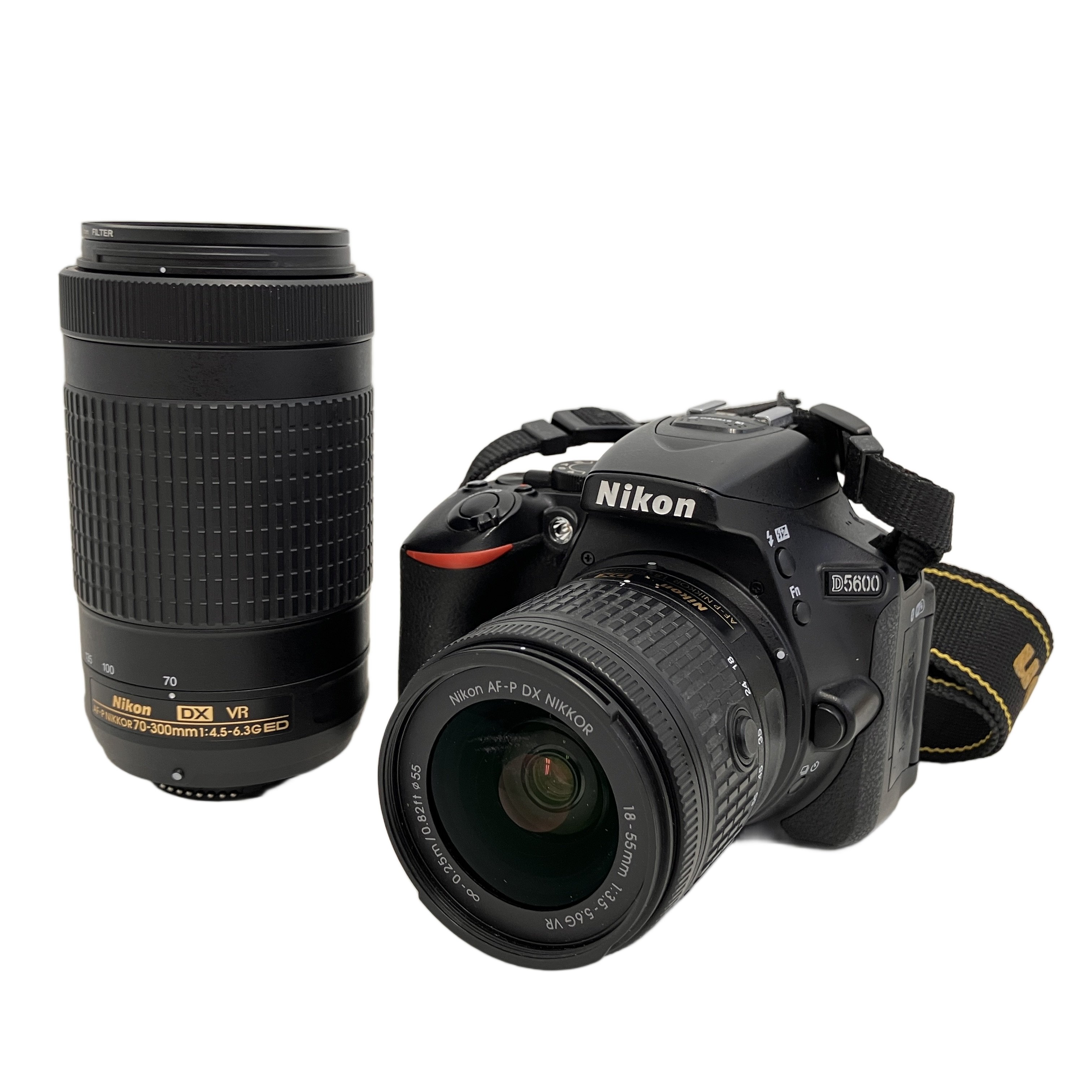 NIKON D5600 デジタル一眼レフカメラ 18-55mm 70-300mm