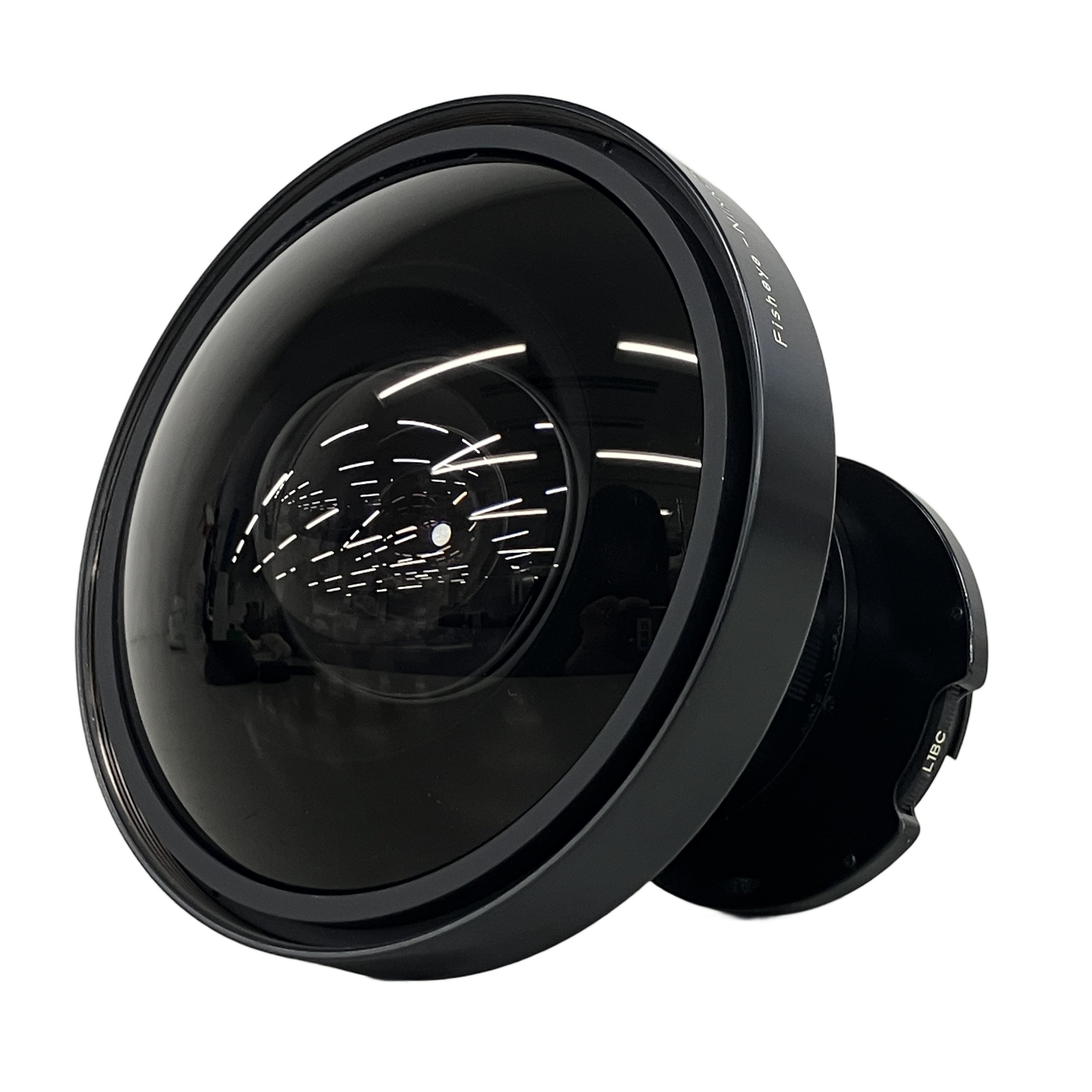 Nikon Fisheye-NIKKOR Auto 8mm f/2.8|全周魚眼の圧倒的視界、180°の円形イメージを切り取る伝説の超広角