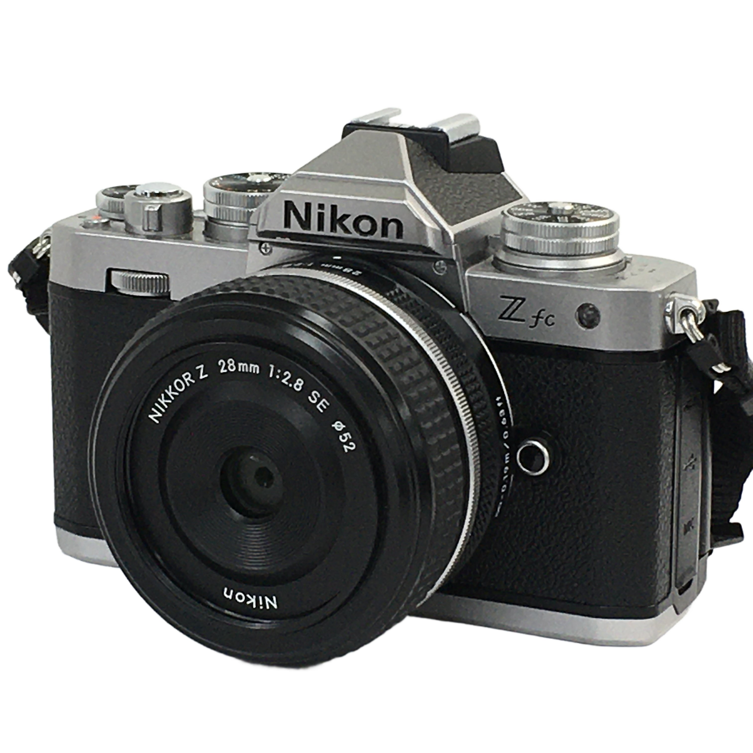 Nikon Z fc 28mm f/2.8 Special Editionキット|不朽の名機「FM2」の意匠と最新技術が融合したヘリテージモデル