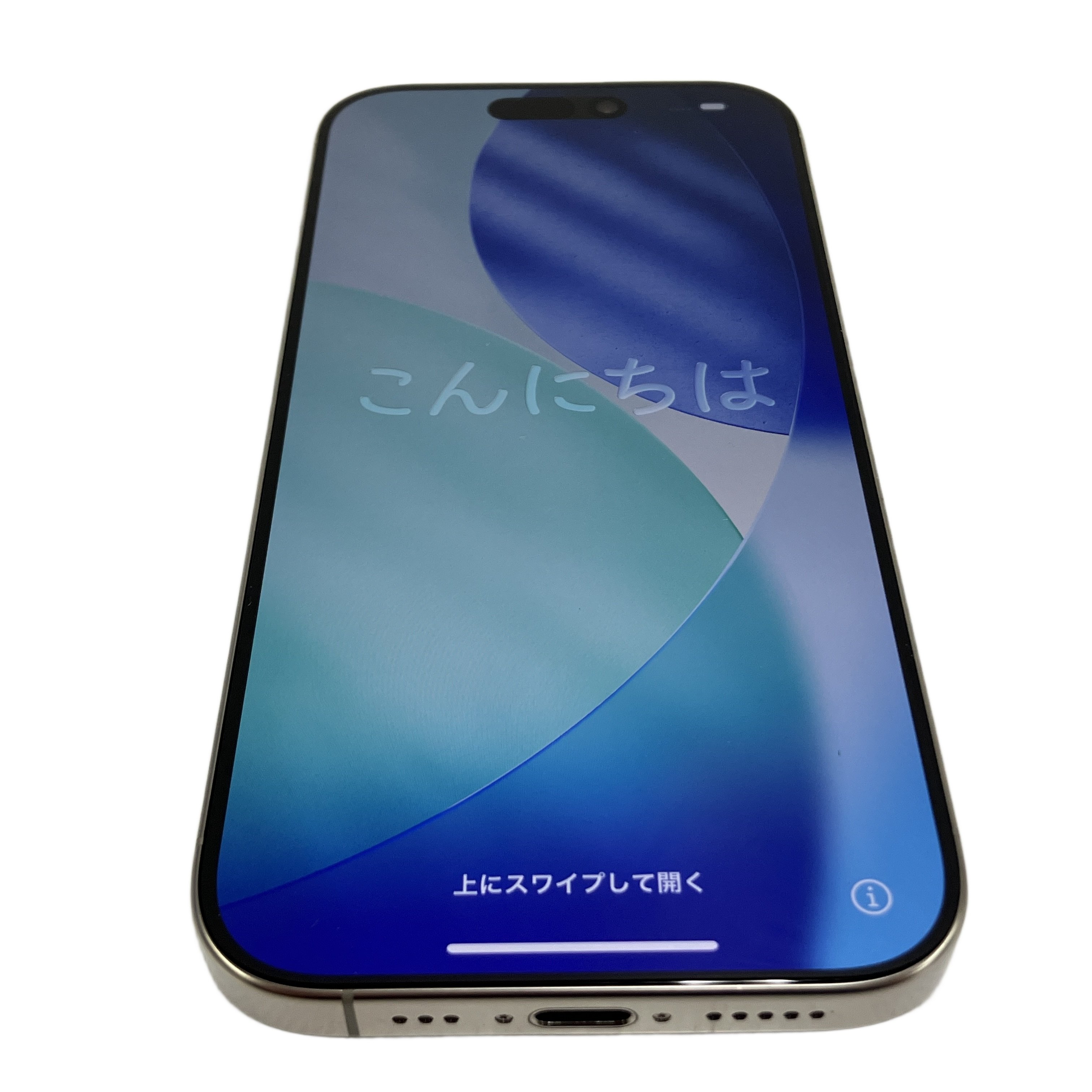 iPhone 16 Pro 256GB ナチュラルチタニウム|A18 Proチップとカメラコントロールが切り拓く、次世代の操作体験