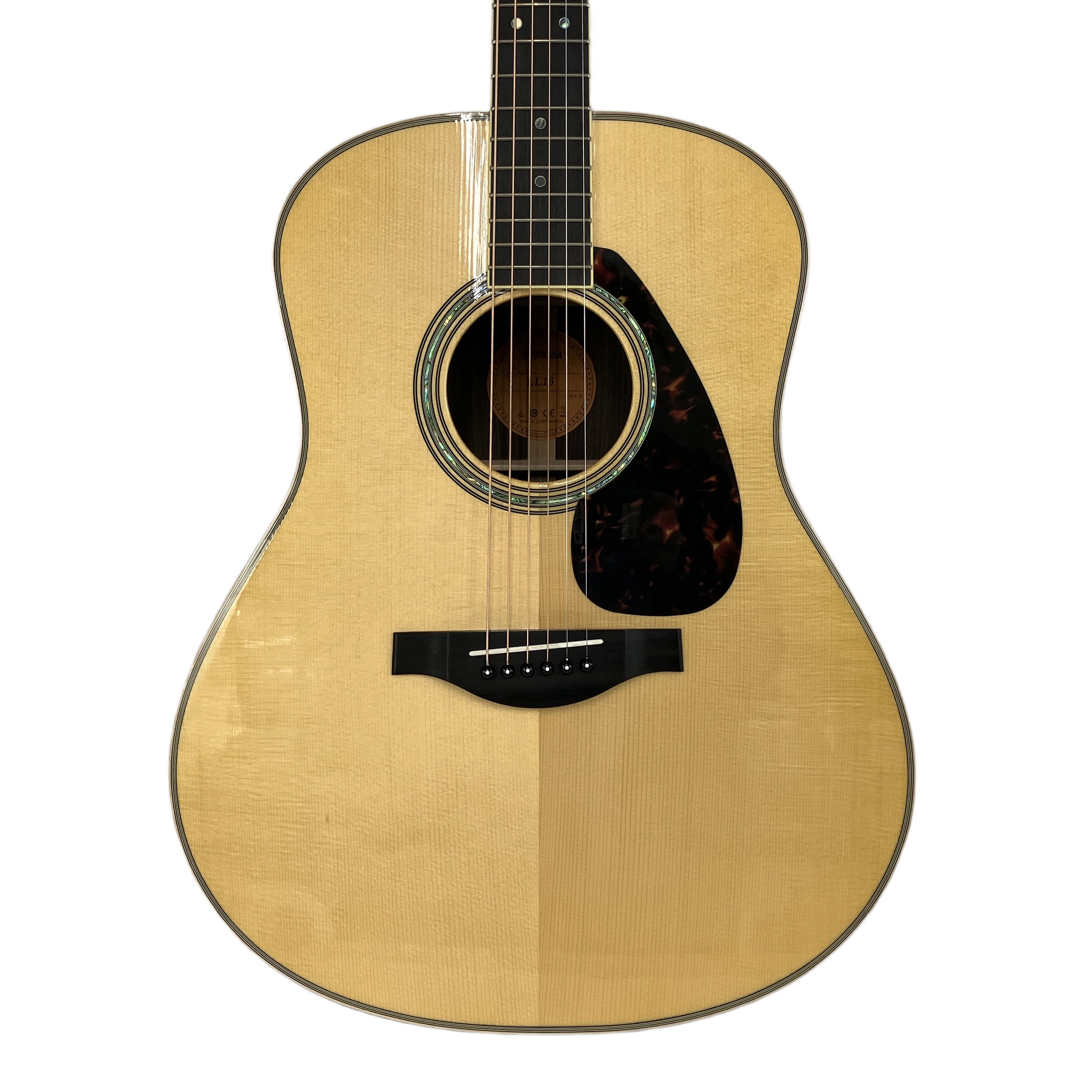 A.R.E.処理による豊かな鳴りを備えたエレアコ、Yamaha LL16 ARE。