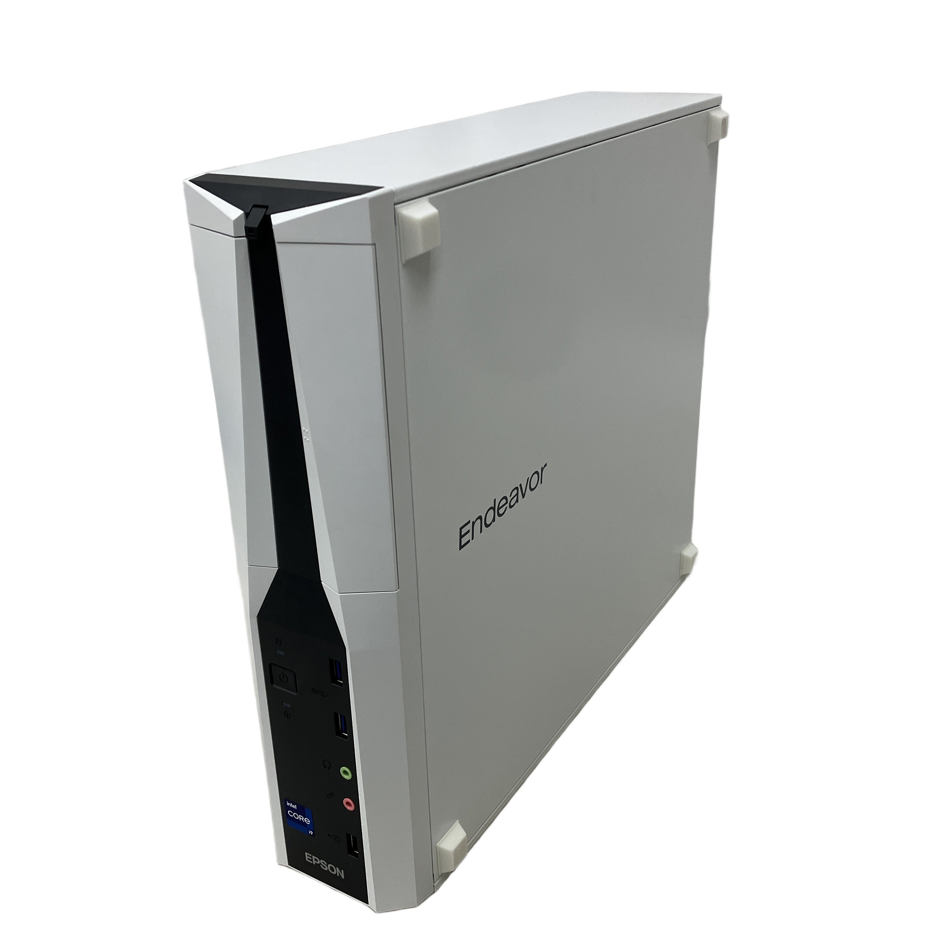 EPSON デスクトップPC (Core i9 14900K / 128GB / デュアル1.9TB SSD / RTX 4000 SFF Ada Generation):プロの現場を制圧する、国産ハイエンド・ワークステーションの怪物。