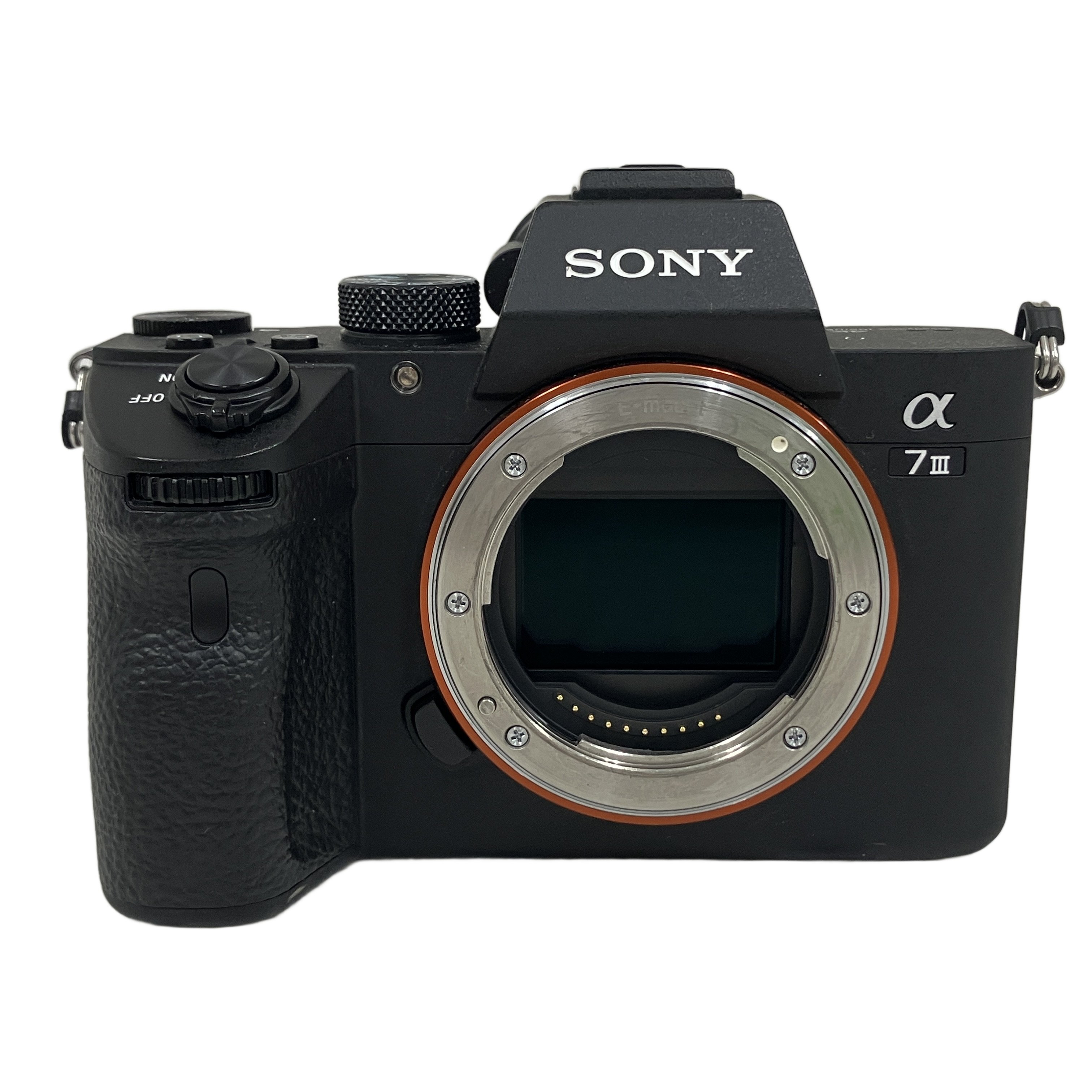 フルサイズ裏面照射型CMOSセンサーを搭載し、圧倒的な解像度と低ノイズ性能を両立しています。