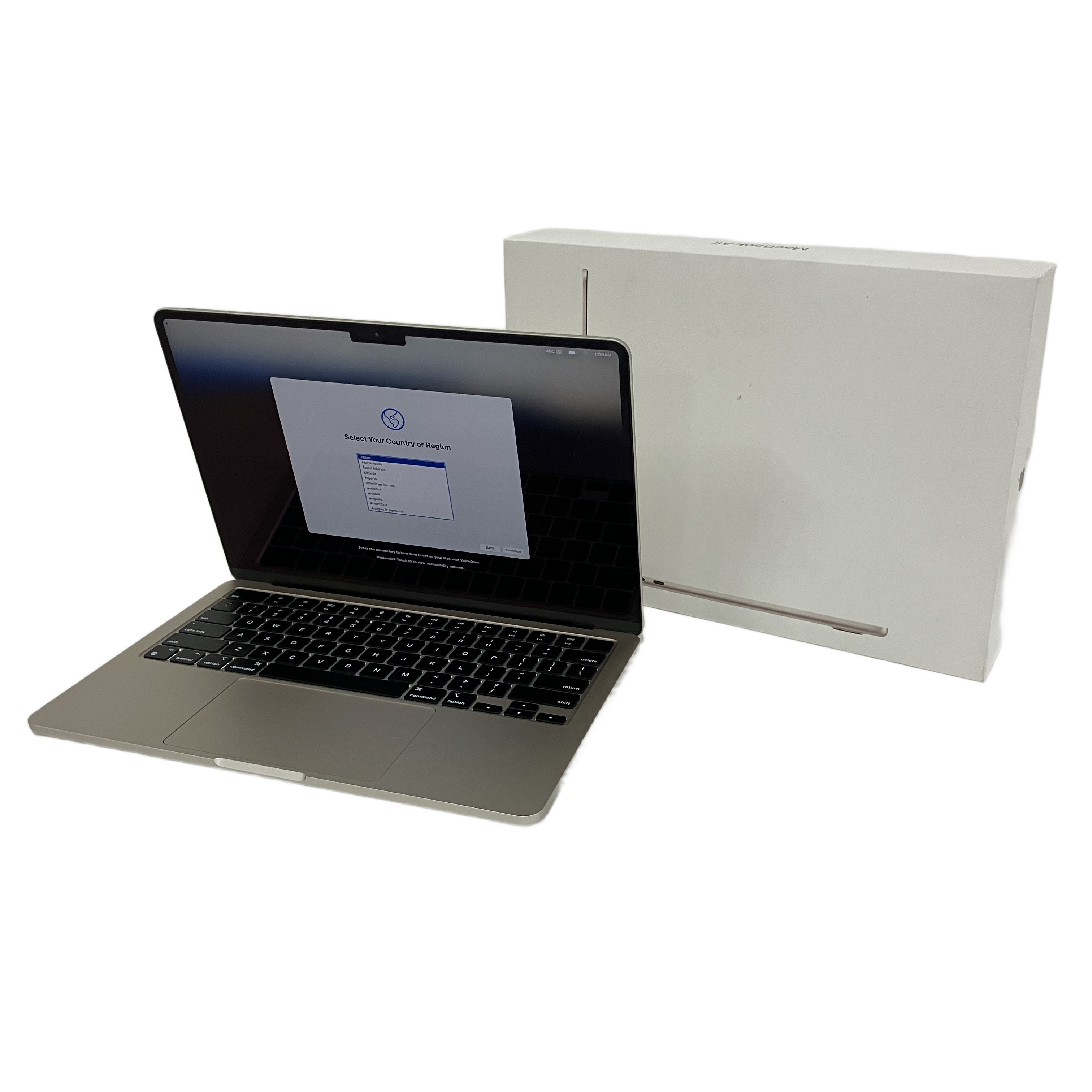 あらゆる用途をスマートにこなす頼もしいパフォーマンス。あなたの日常をワンランク引き上げる至高のスタンダード。