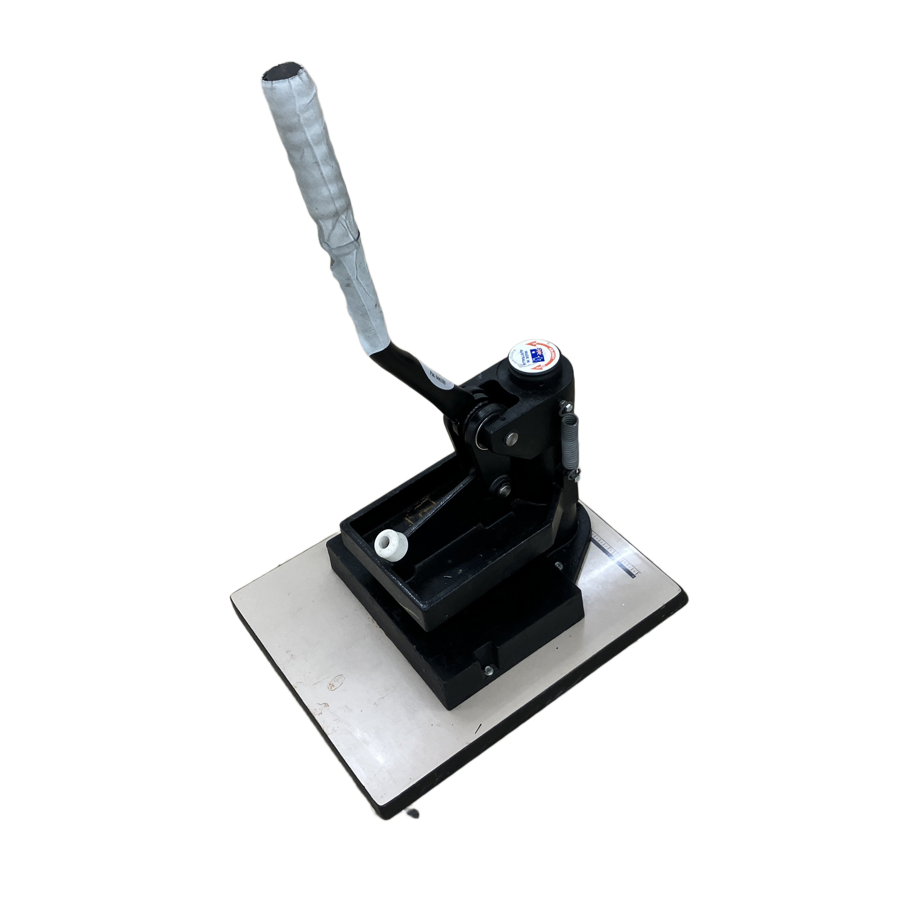 ★LUCRIS MA SERIES3 ハンドクリッカー 手動裁断機 中古 プロ仕様の裁断をデスクサイズで★