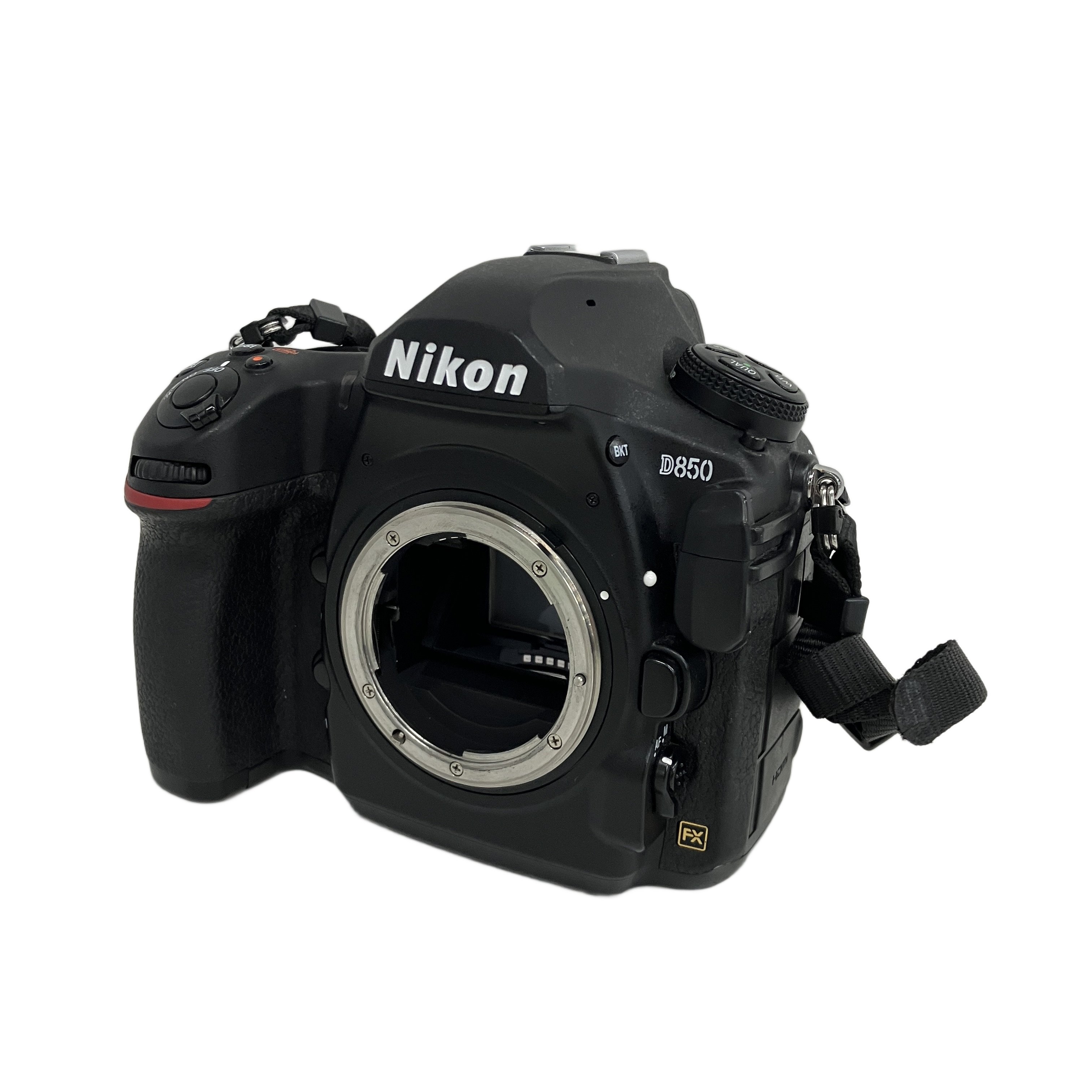 Nikon D850 ボディ|有効約4575万画素と秒間7コマの高速連写、一眼レフの完成形と謳われる至高の多才